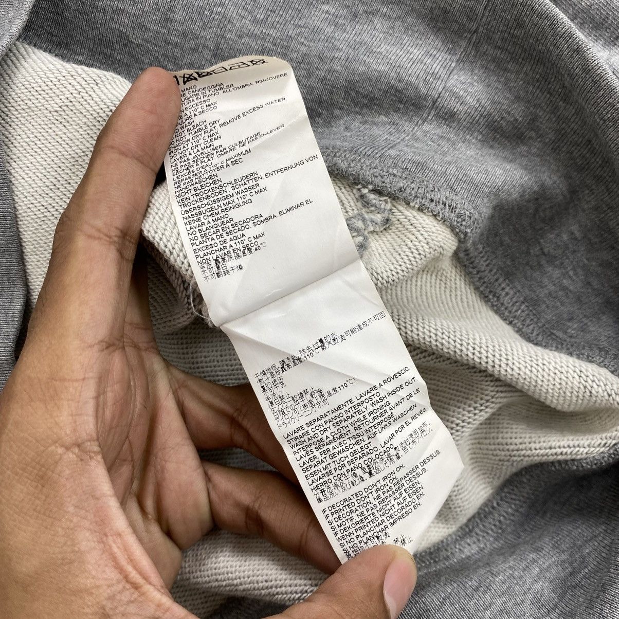 Vivienne Westwood 2000s Vivienne Westwood Climate Revolution Grey Sweatshirt Size US S / EU 44-46 / 1 - 10 Thumbnail
