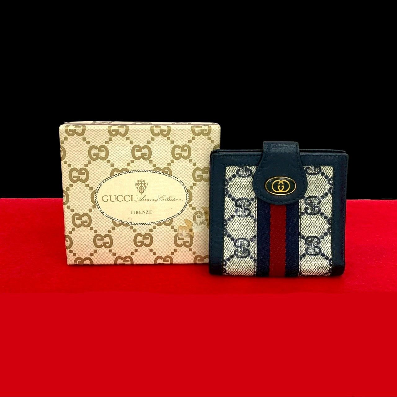 Gucci Gucci Gucci GG Logo Leather Bifold Wallet Leather Short Wallet Size ONE SIZE - 1 Thumbnail