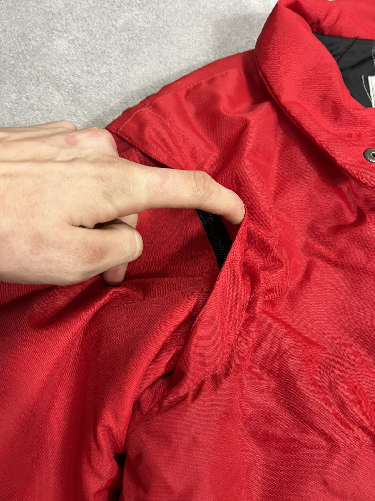 Dainese VTG Dainese Racing Moto Ferrari F1 Marlboro Style Jacket Size US M / EU 48-50 / 2 - 12 Thumbnail
