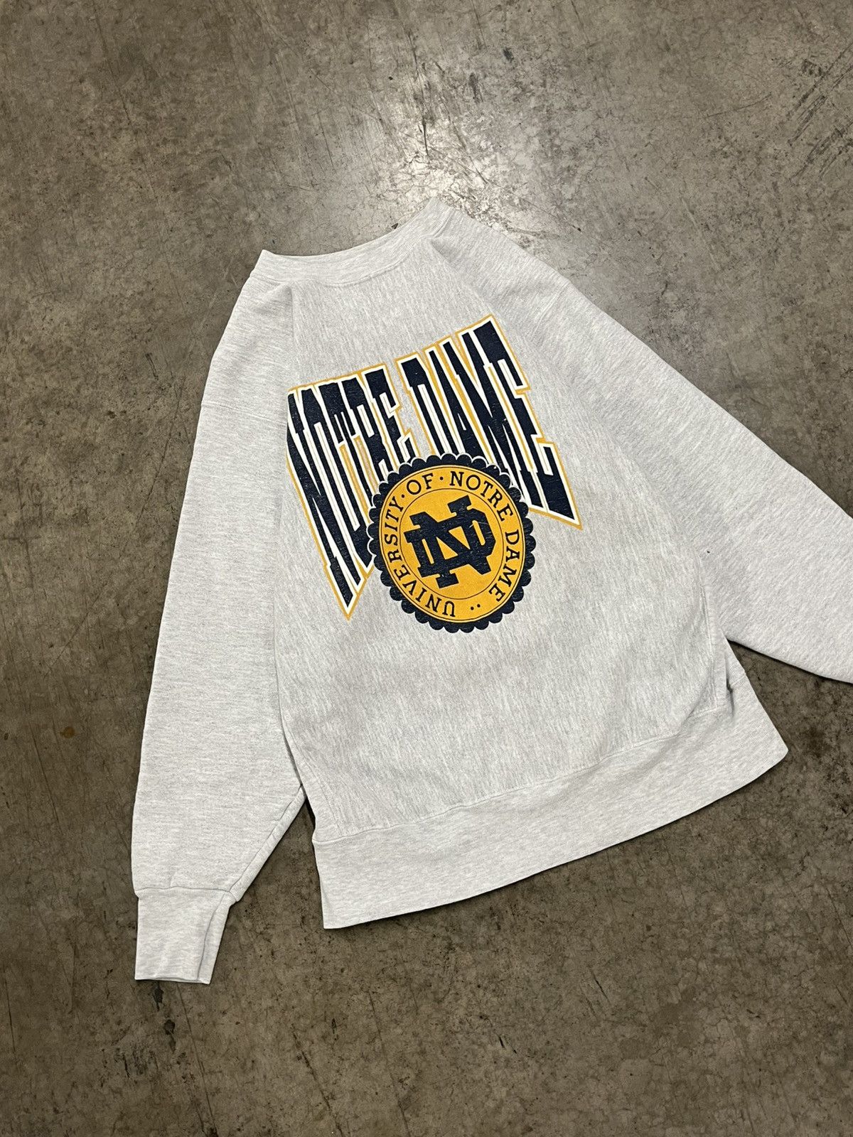 Vintage Vintage Notre dame college 90s crewneck reverse weave rare Size US XL / EU 56 / 4 - 1 Thumbnail