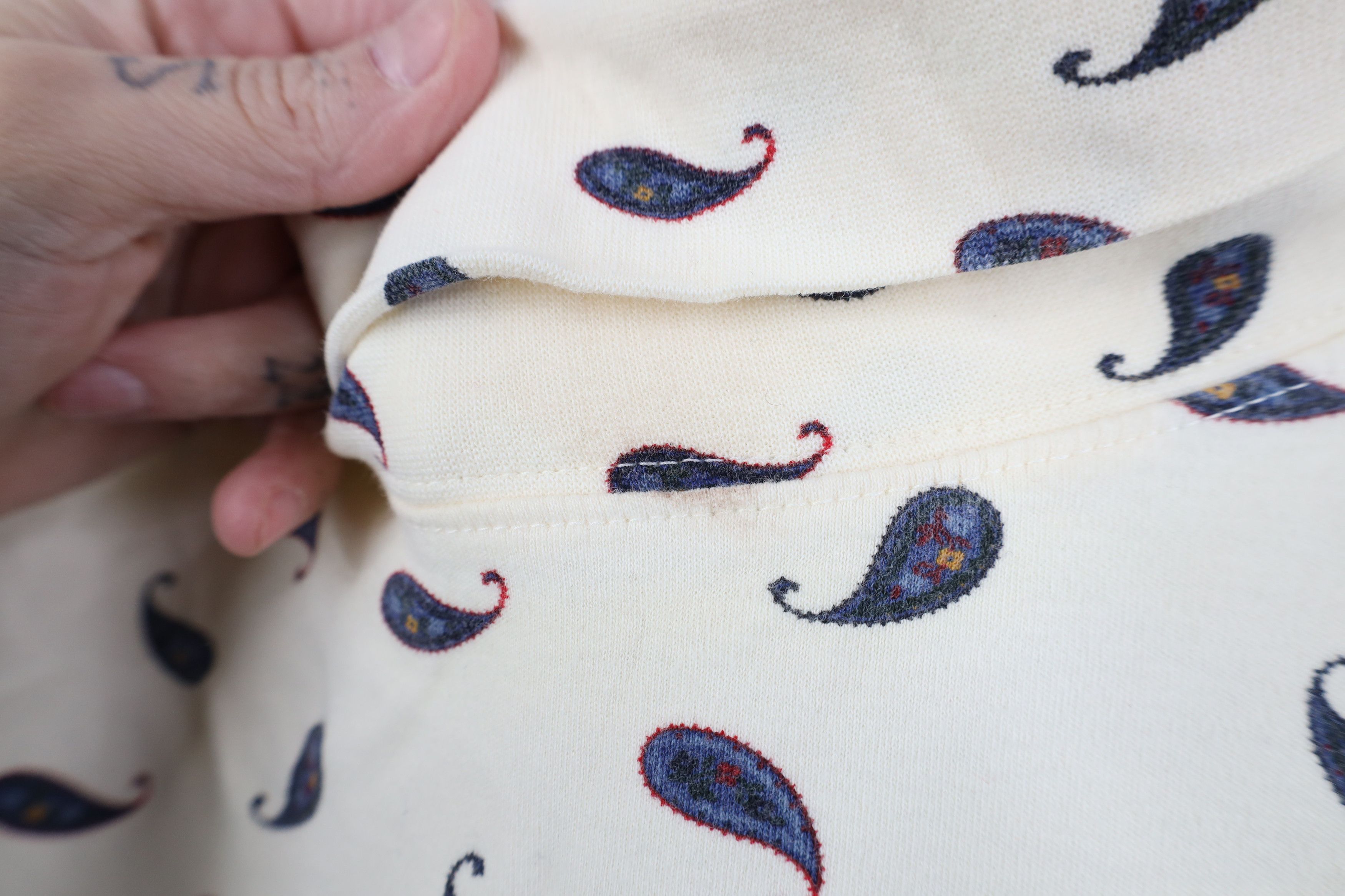 Vintage Vintage 90s Streetwear Over Print Turtleneck T-Shirt Cotton Size XL / US 12-14 / IT 48-50 - 5 Thumbnail