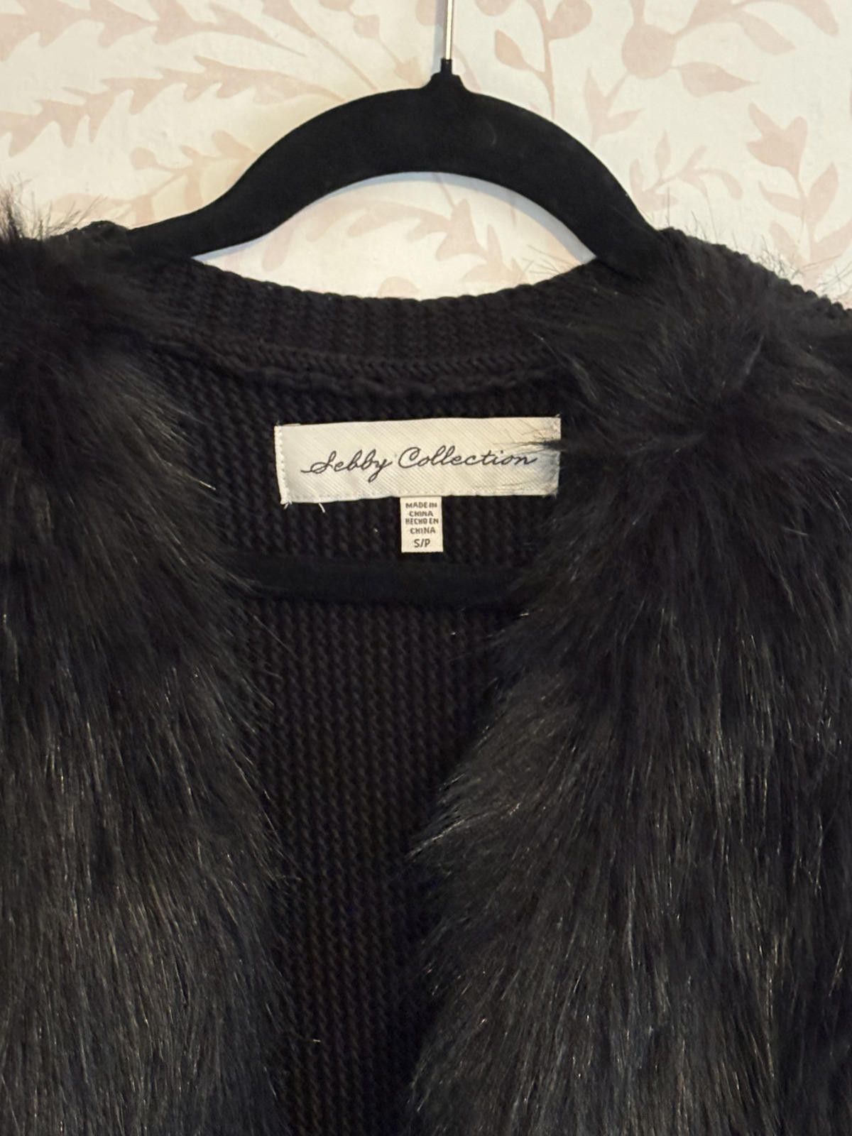 Designer NWT Debby Collection Black Faux Fur Vest Size S/P Size S / US 4 / IT 40 - 3 Thumbnail