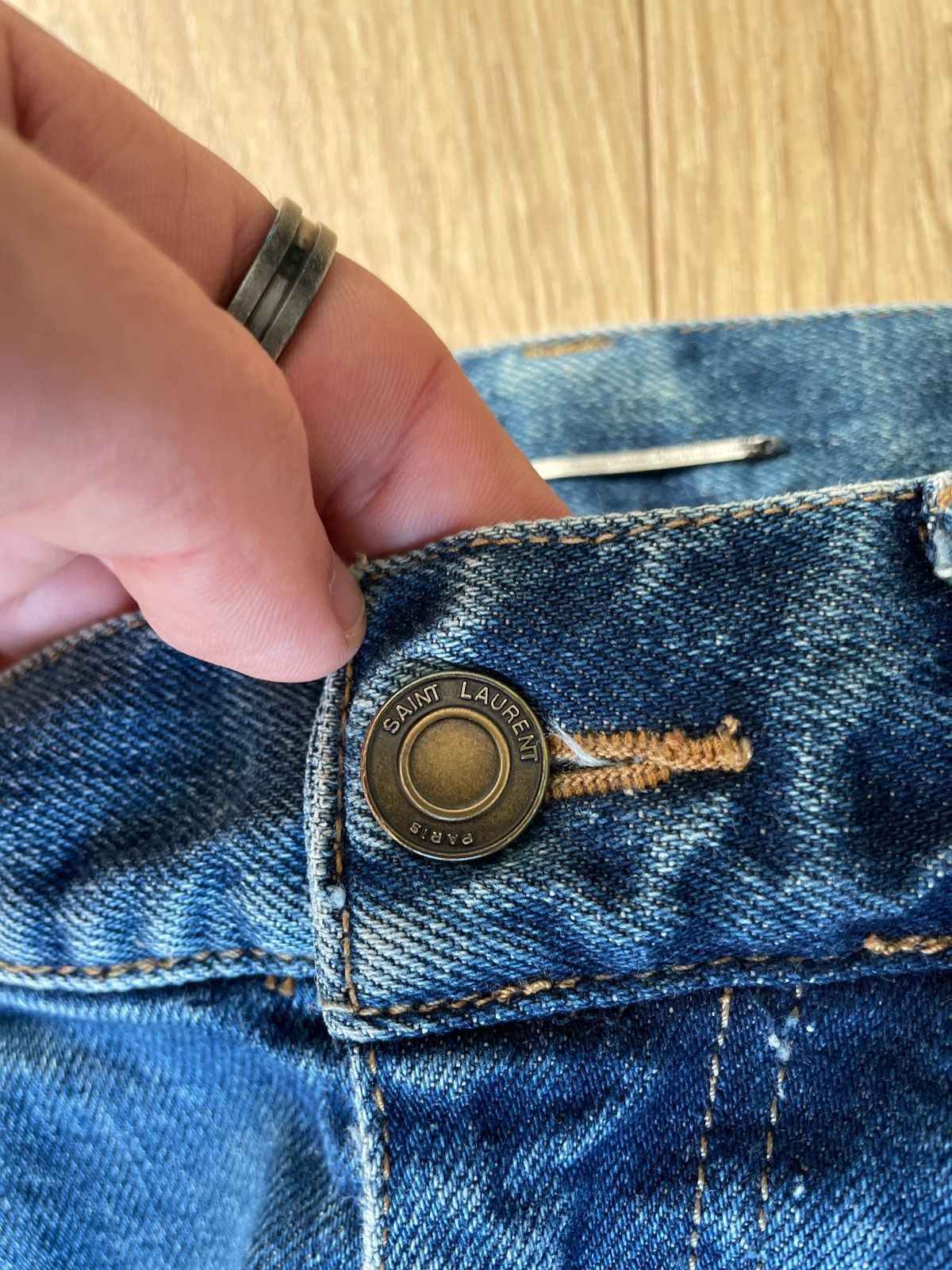 Saint Laurent Paris Saint Laurent D24 Washed Blue Denim Jeans Size US 30 / EU 46 - 9 Thumbnail