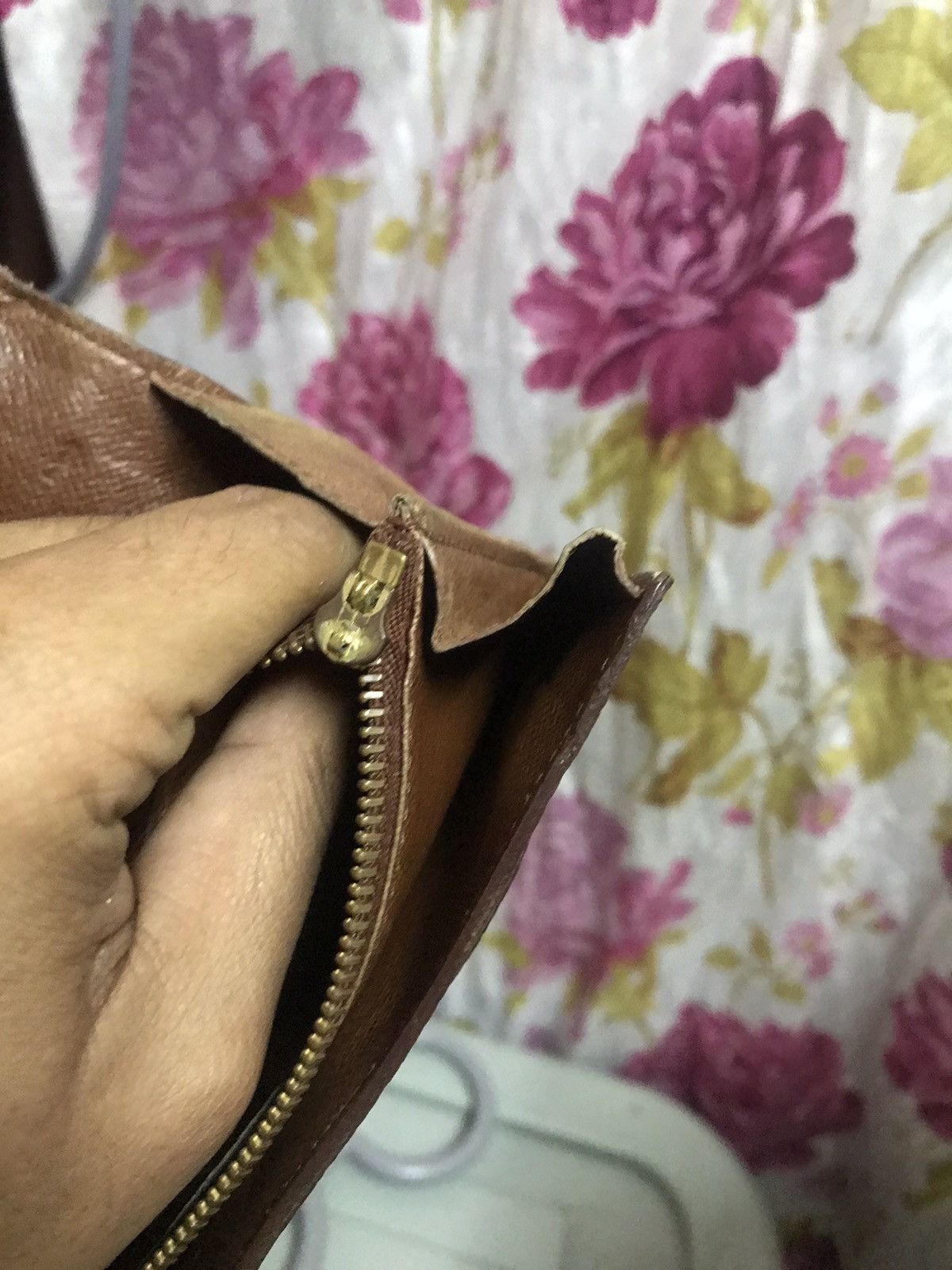 Louis Vuitton Authentic Louis Vuitton Long Wallet Size ONE SIZE - 7 Thumbnail
