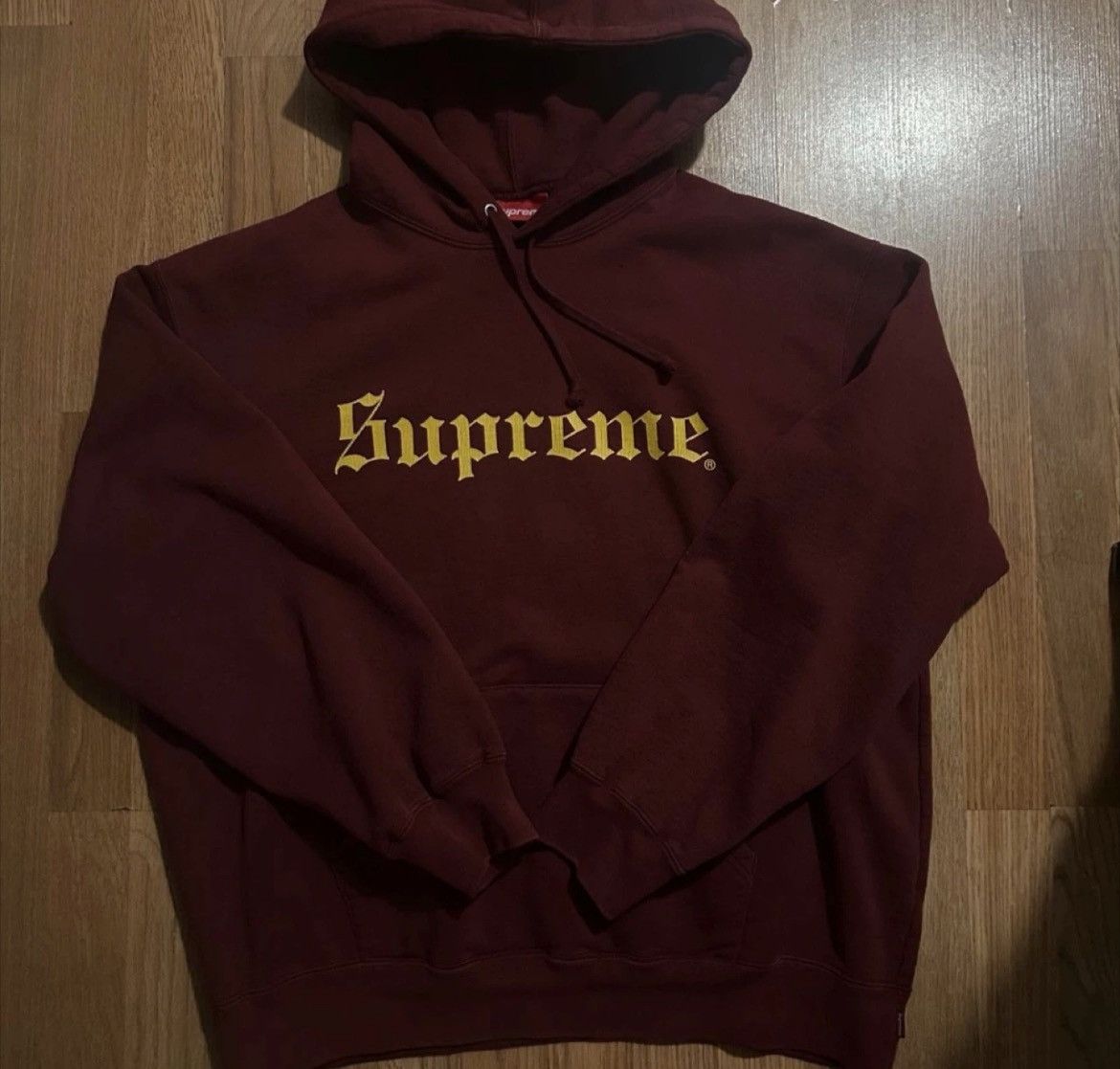 Supreme supreme old english hoodie Size US L / EU 52-54 / 3 - 1 Thumbnail