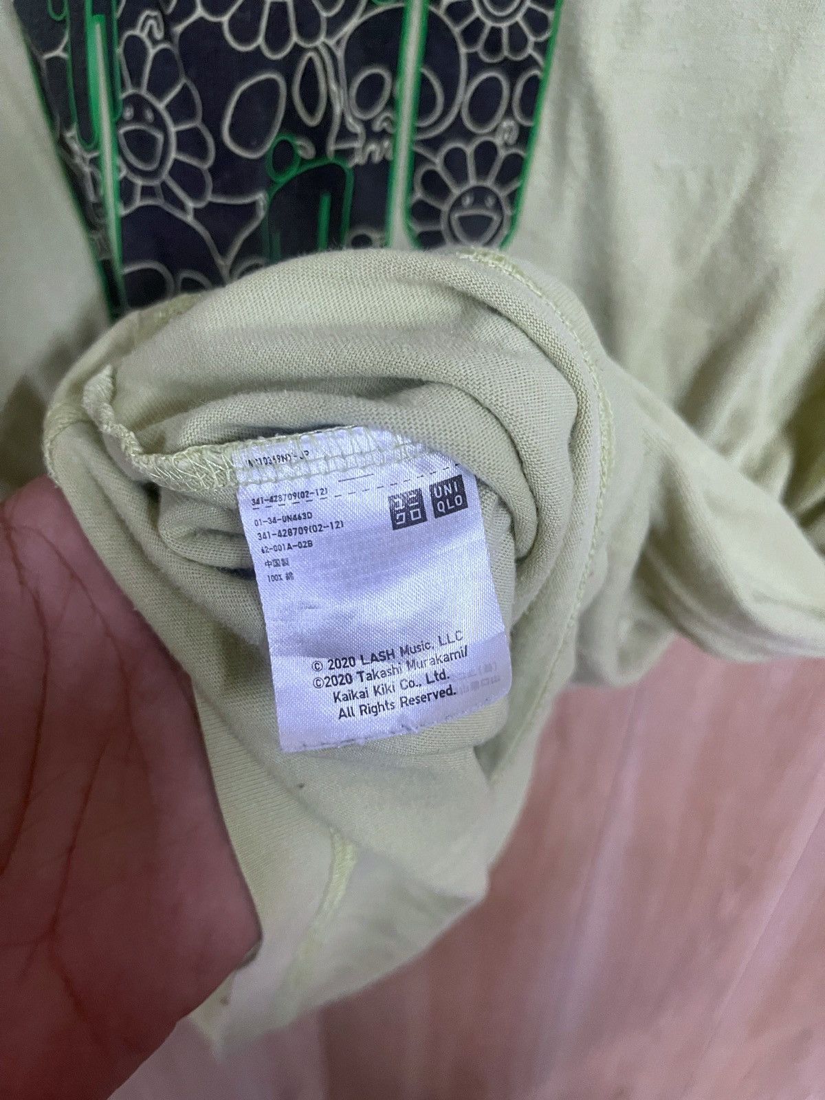 Billie Eilish × Takashi Murakami × Uniqlo Billie Eilish x Takashi Murakami x Uniqlo T shirt S fit M Size US S / EU 44-46 / 1 - 4 Thumbnail