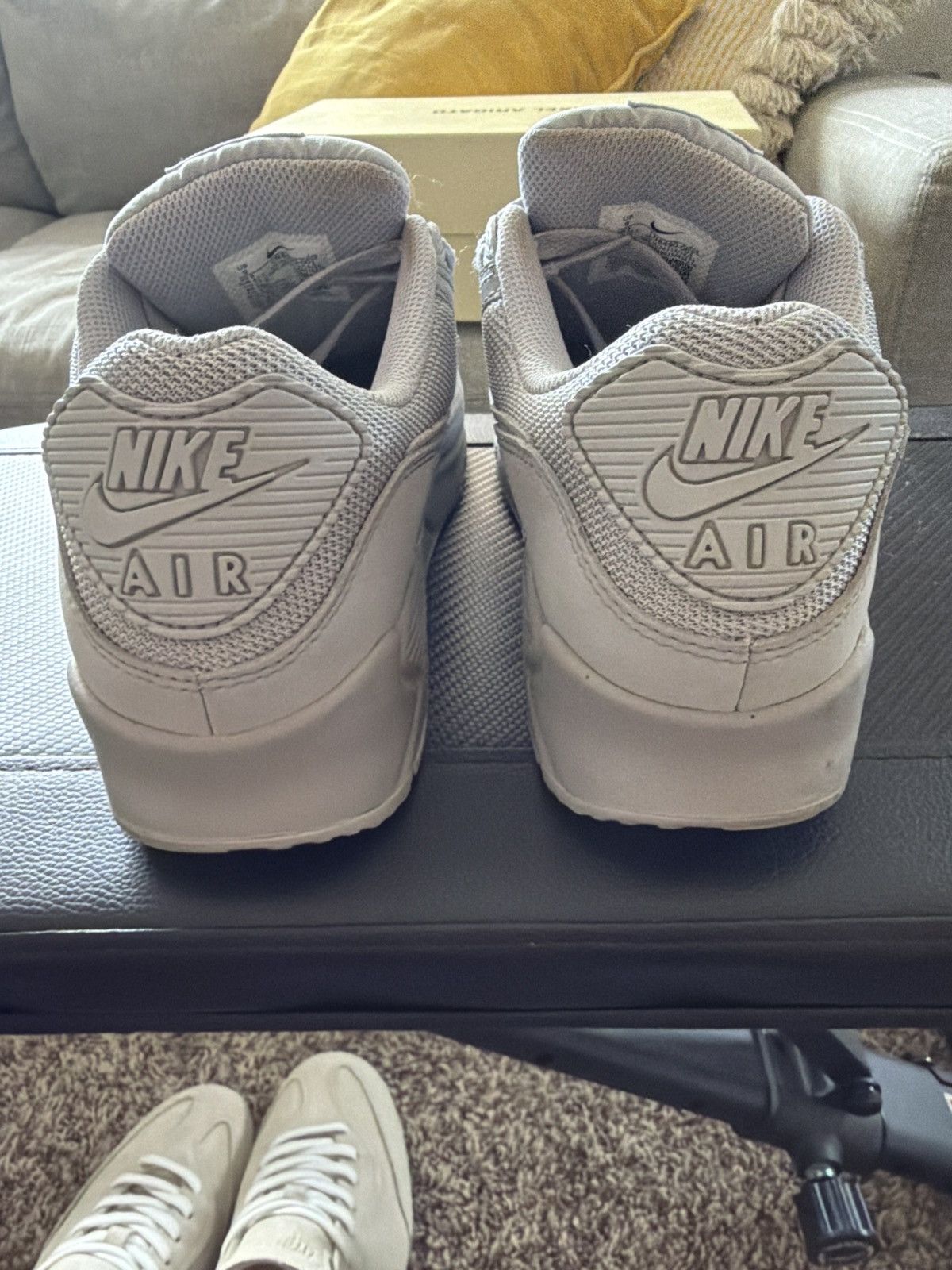 Nike Nike Air Max 90s Wolf Grey Size US 9 / EU 42 - 3 Thumbnail