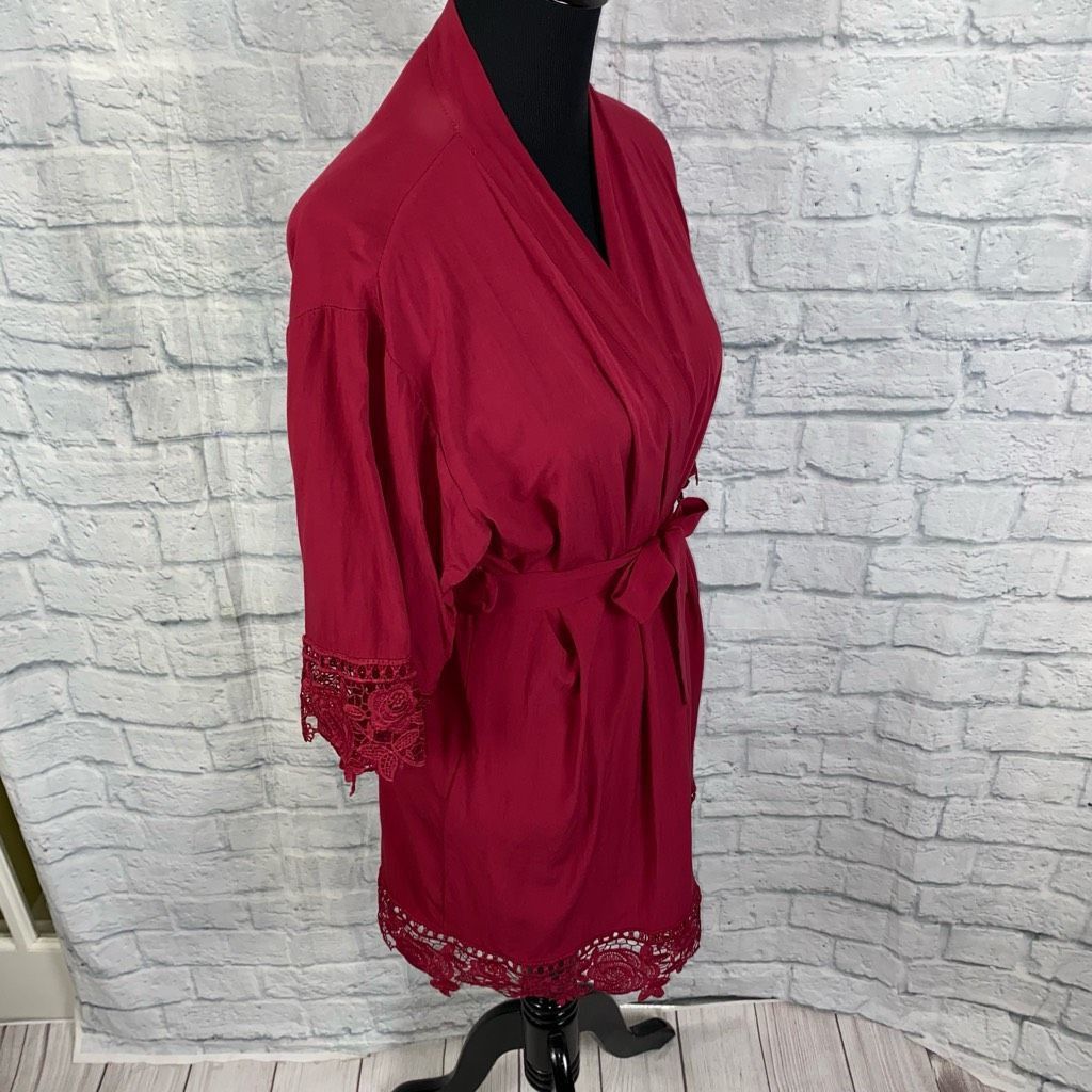 Other Women’s tie front robe with lace trim burgundy color sz smal Size ONE SIZE - 6 Thumbnail