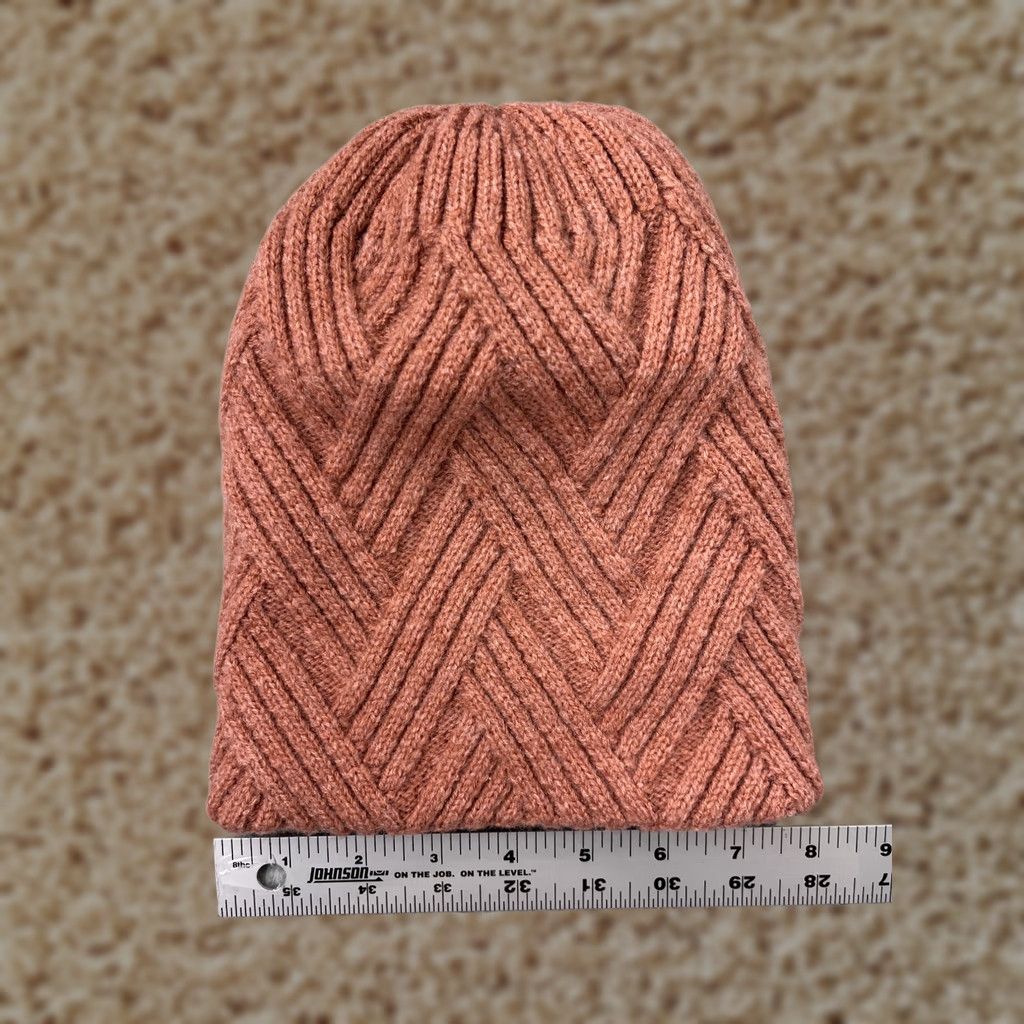 Olive Olive & Pique Beanie Womens One Size Pink Knit Acrylic Nylon Blend Geometric Ski Beanie Hat Size ONE SIZE - 1 Thumbnail