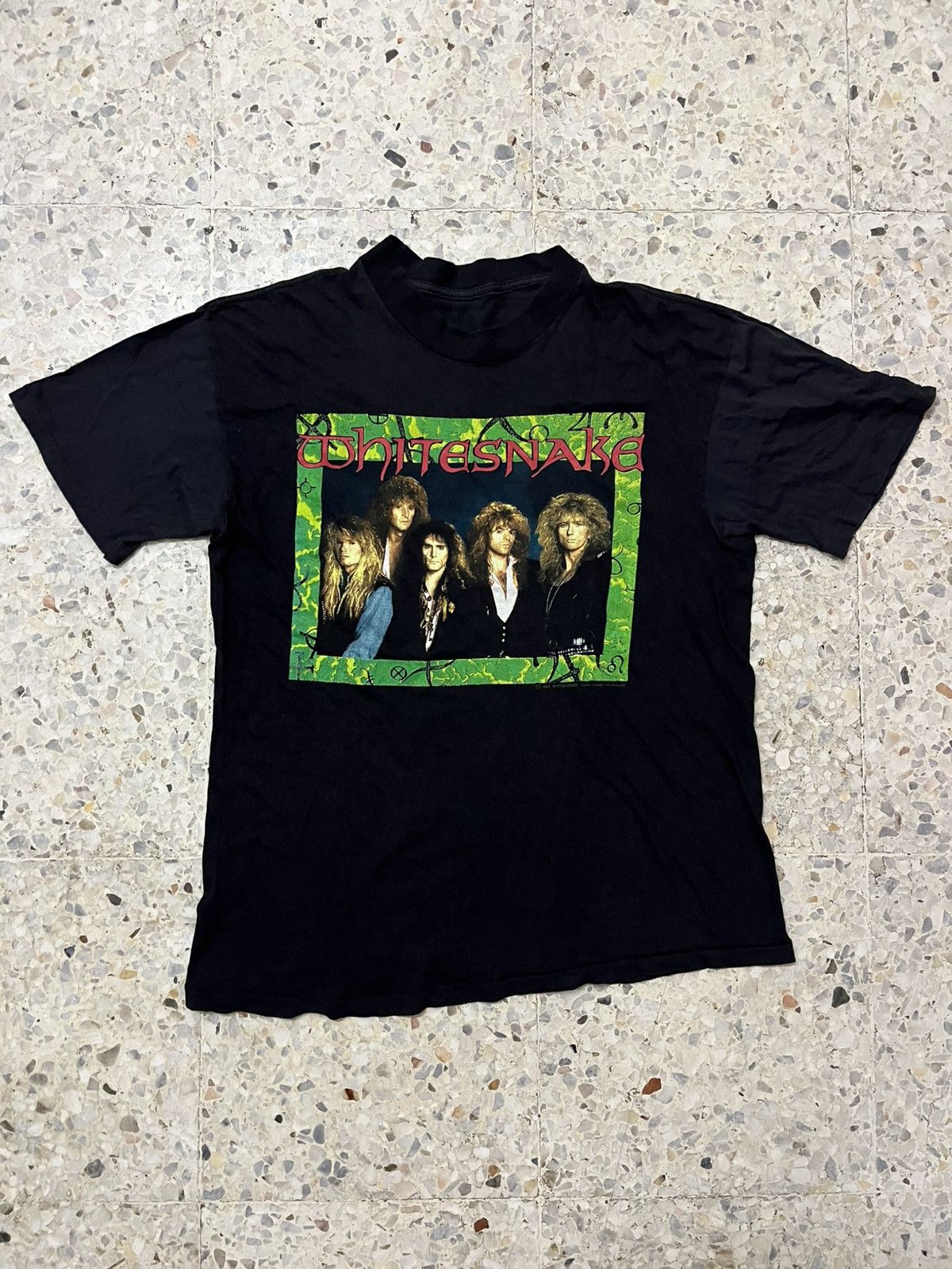 Band Tees Vintage 90s band white snake t-shirt Size US L / EU 52-54 / 3 - 1 Thumbnail