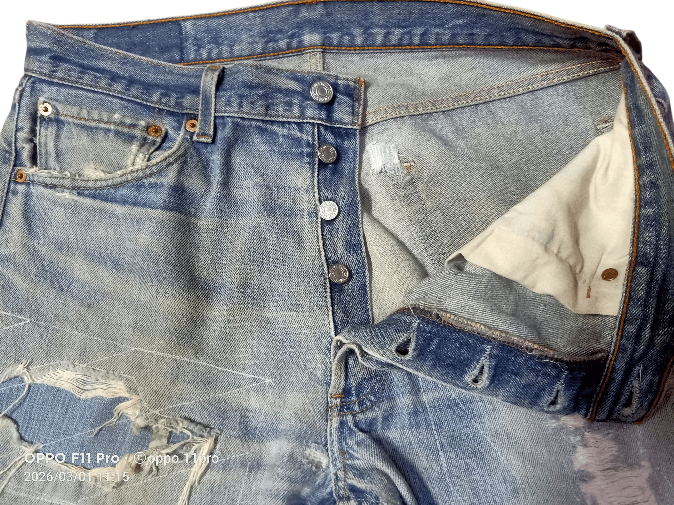 Levi's Vintage Clothing 💥 Vintage Levis 501( R ) Distressdenim PatchWork 💥 Size US 35 - 15 Thumbnail