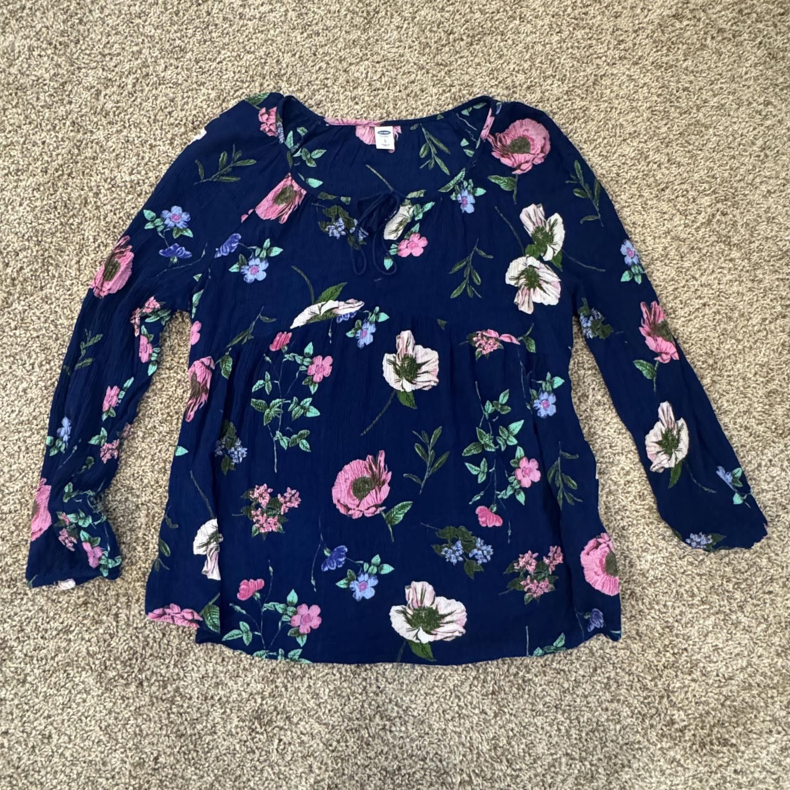 Old Navy Old Navy Women's Floral Long Sleeve Blouse, Size Large Size L / US 10 / IT 46 - 1 Thumbnail
