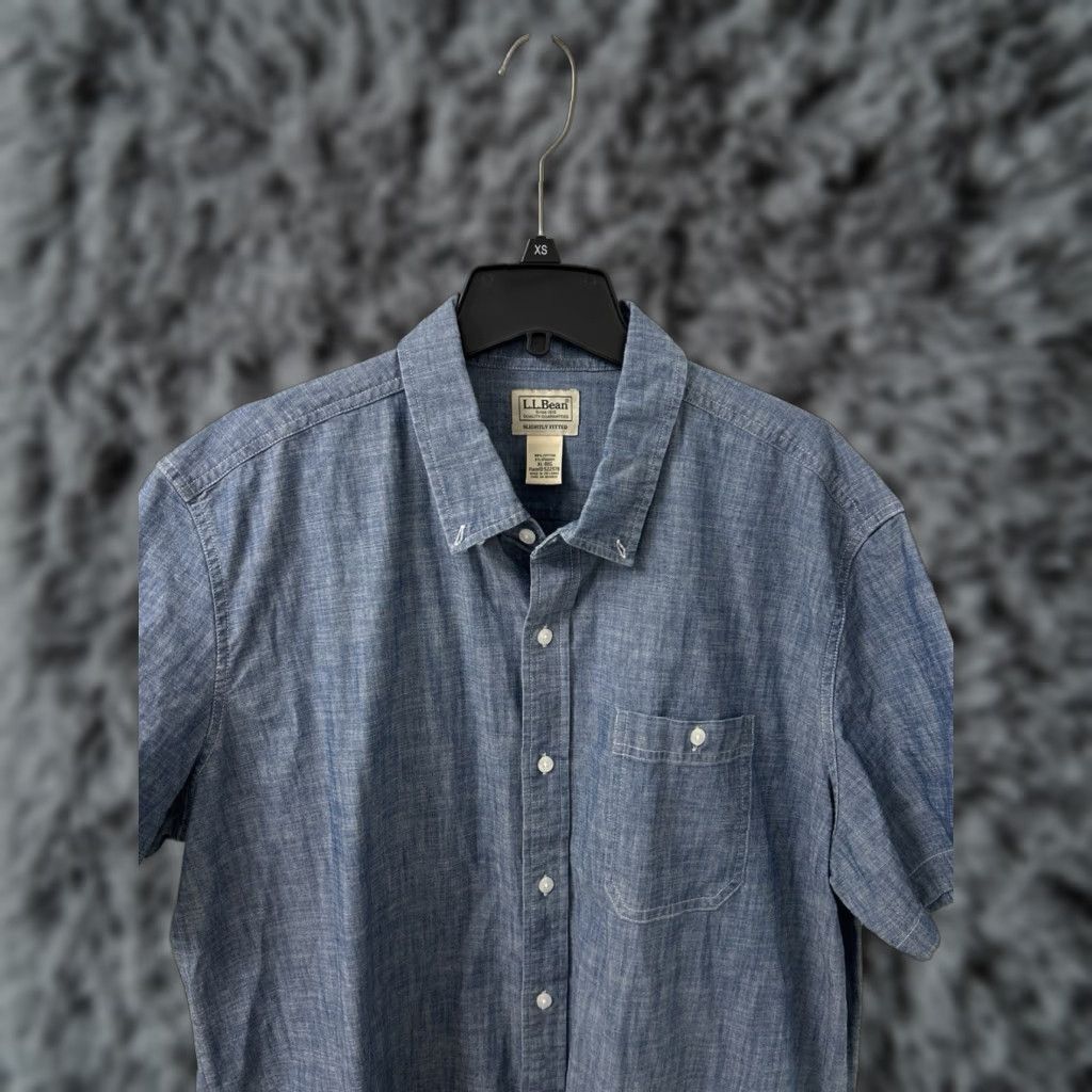 Vintage L.L. Bean Chambray Shirt Mens XL Blue Slim Button-Down Short Sleeve with Pocket Size US XL / EU 56 / 4 - 1 Thumbnail