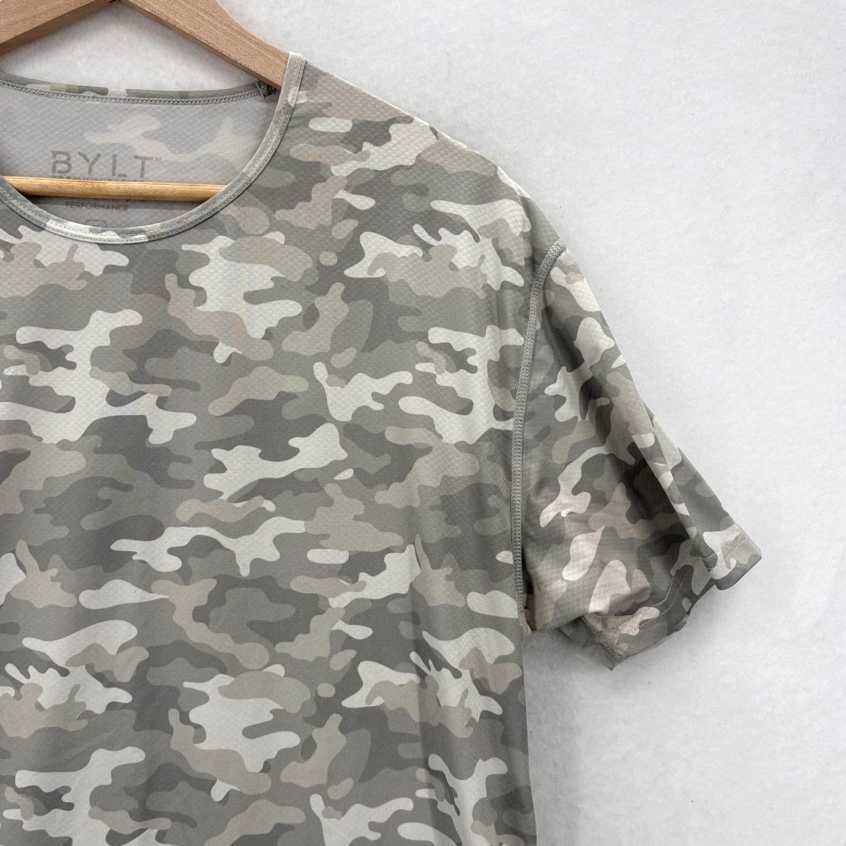 Vintage BYLT Drop-Cut S/S Performance Shirt Mens M Gray Camouflage Athletic Gym Training Size US M / EU 48-50 / 2 - 2 Thumbnail