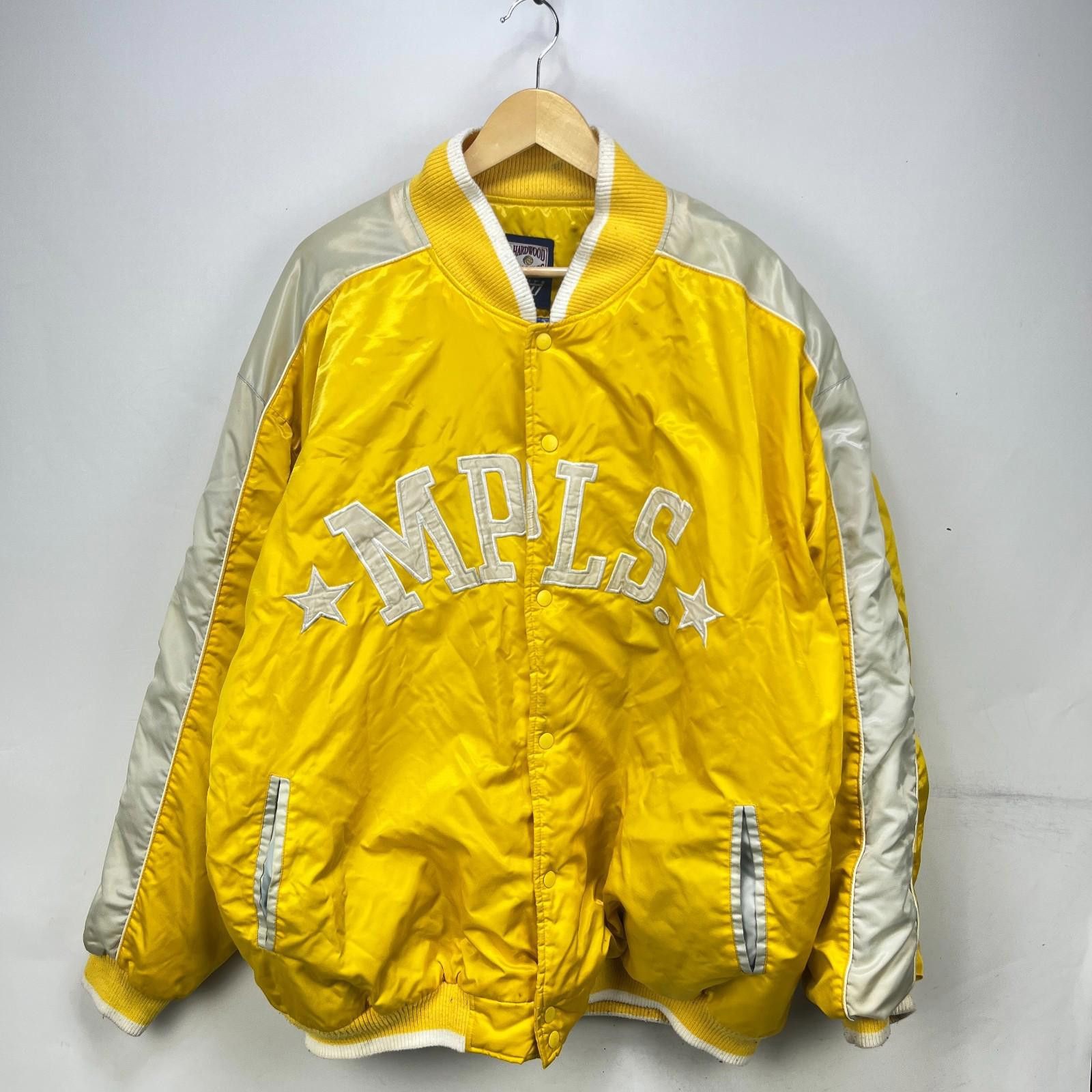 NBA Vintage Minneapolis Lakers Sand Bomber Jacket NBA 2XL Size US XXL / EU 58 / 5 - 3 Thumbnail