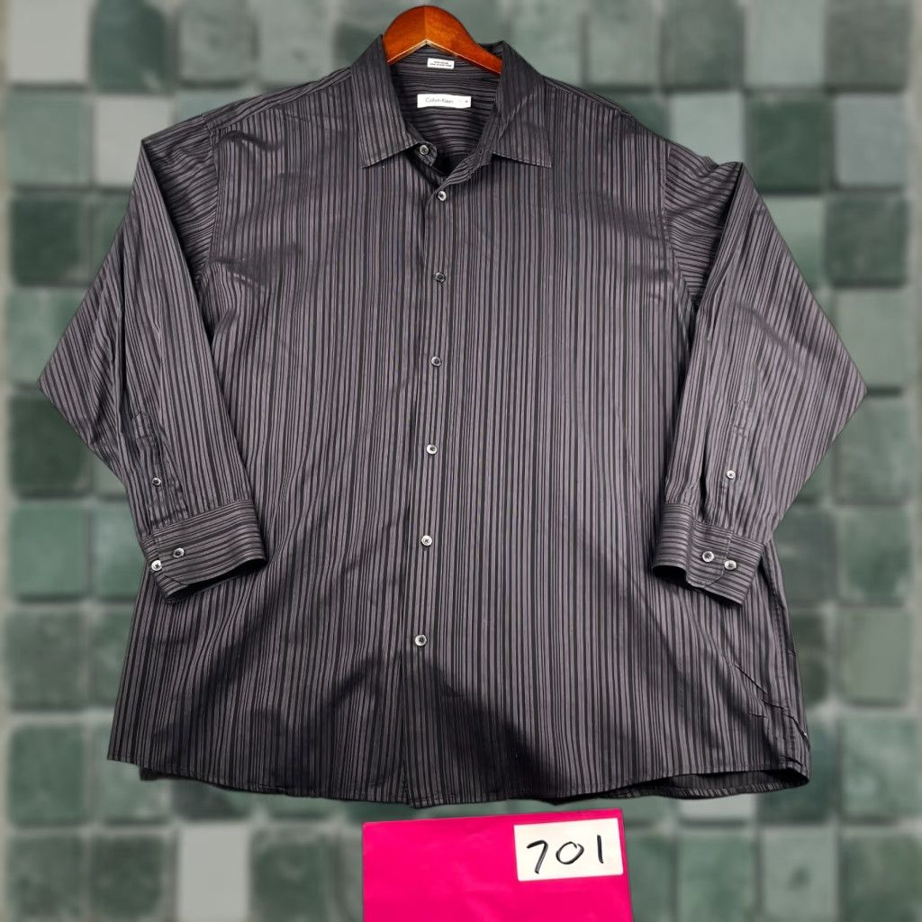 Calvin Klein Calvin Klein Shirt 3X Gray Black Striped Button-Up Long Sleeve Mens Adult Regular Cotton Woven Button-Down Collar Casual Size US XXL / EU 58 / 5 - 1 Thumbnail