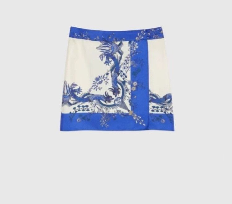 Gucci o1la5ras0526 Lunar New Year Reversible Dragon Print Skirt Size 26" / US 2 / IT 38 - 1 Preview