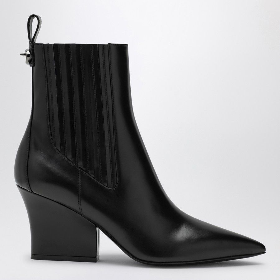 Valentino o1d2blof1024 V Logo Boots in Black Size US 7.5 / IT 37.5 - 1 Thumbnail