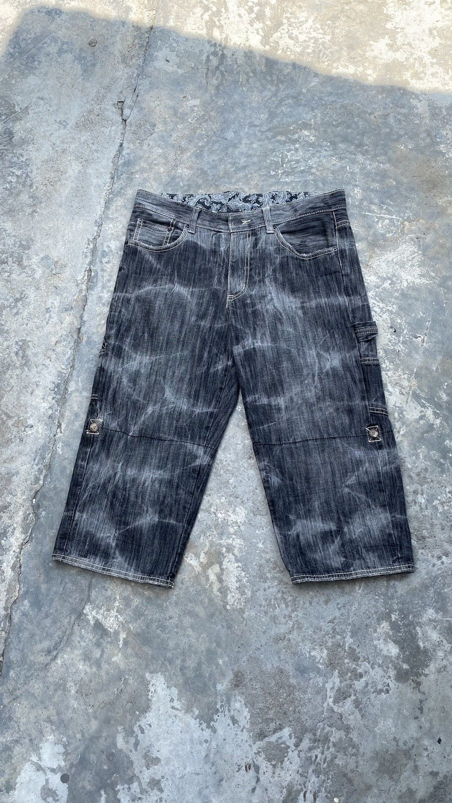 image of Fubu Ventina Carpenter Jorts Paisley 90's in Washed Black, Men's (Size 33)