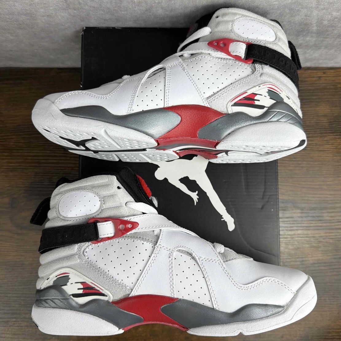 Jordan Brand Air Jordan 8 Retro Bugs Bunny Size 4.5 GS / 6W 305368-103 OG Size US 6 / IT 36 - 3 Thumbnail