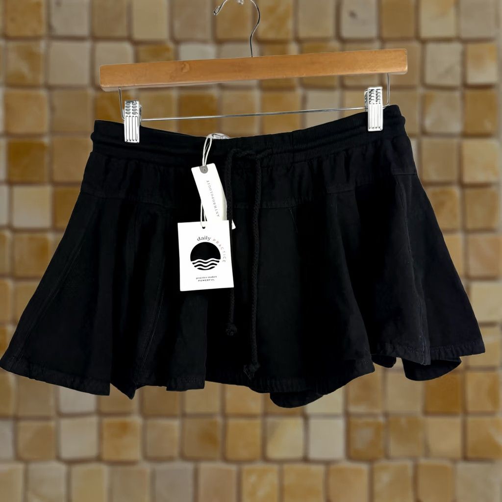 Anthropologie VINTAGE Daily Practice Anthropologie XS Courtside Mini Skirt Black New With Tags Size 26" / US 2 / IT 38 - 1 Thumbnail