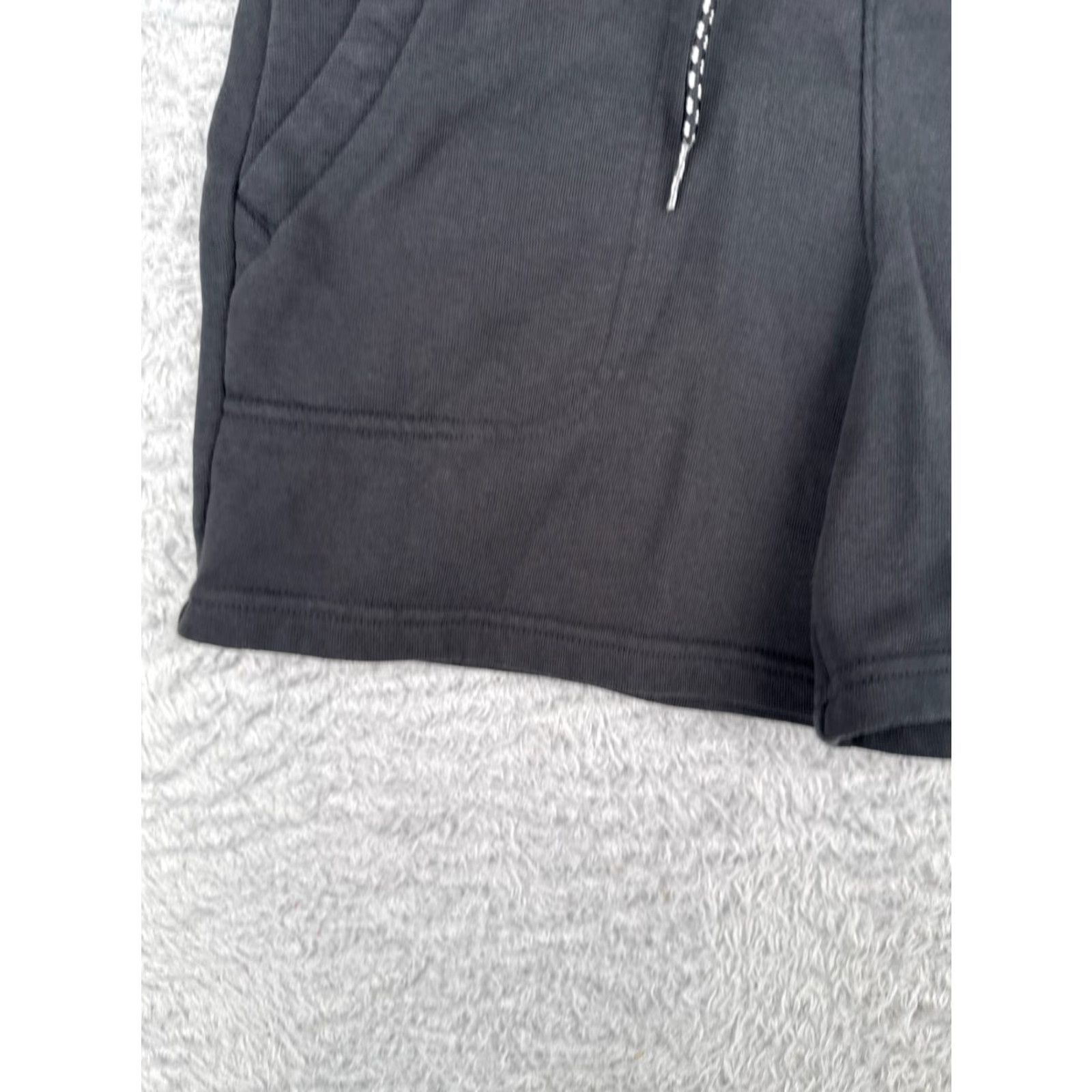Vintage Columbia Shorts Women Bermuda Activewear Gray Cotton Blend Elastic Waist Zip Pocket Embroidered Logo 5 in Inseam Regular Size L Size 36" / US 14 / IT 50 - 3 Thumbnail