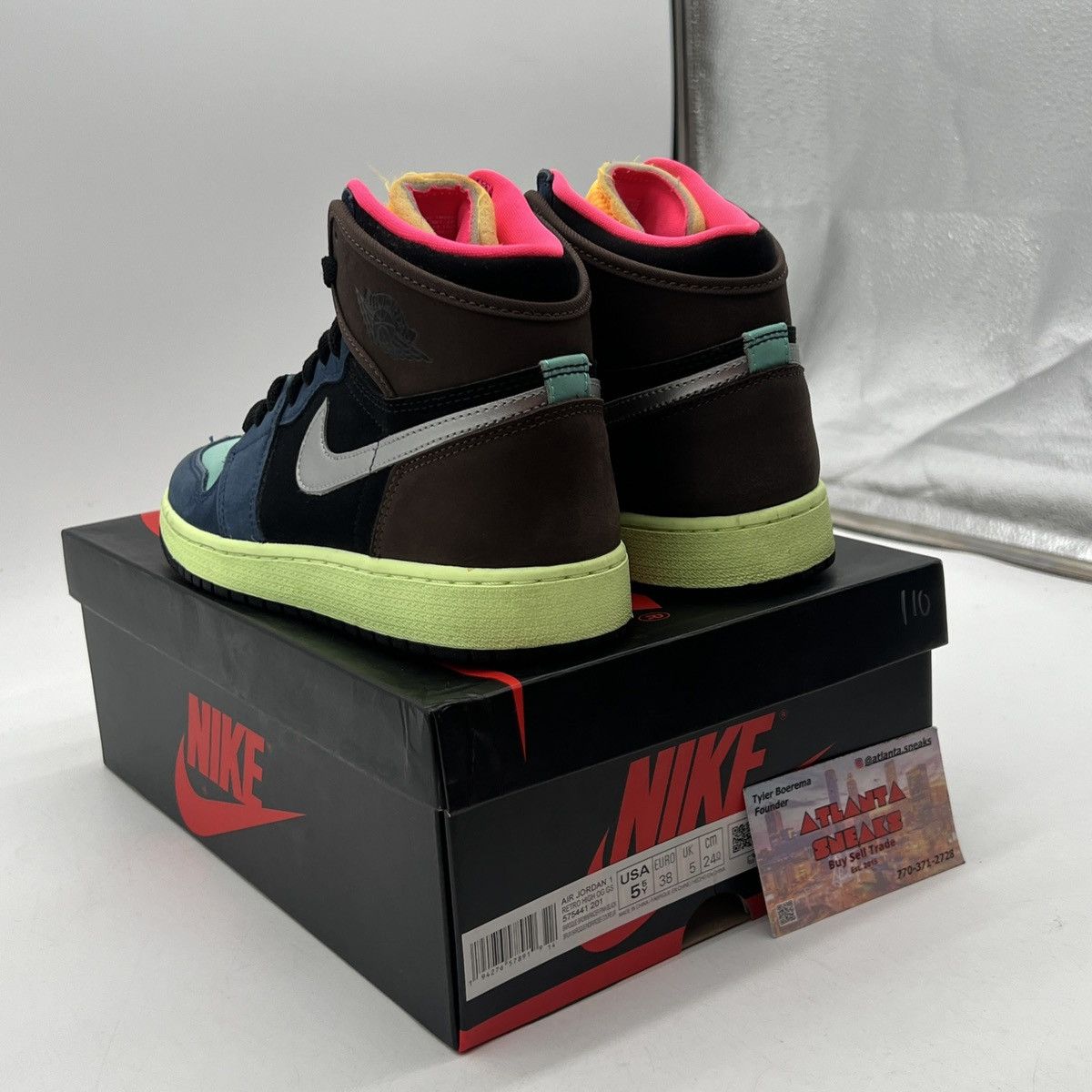 Jordan Brand Air Jordan 1 high Tokyo bio hack Size US 5.5 / EU 38 - 4 Thumbnail