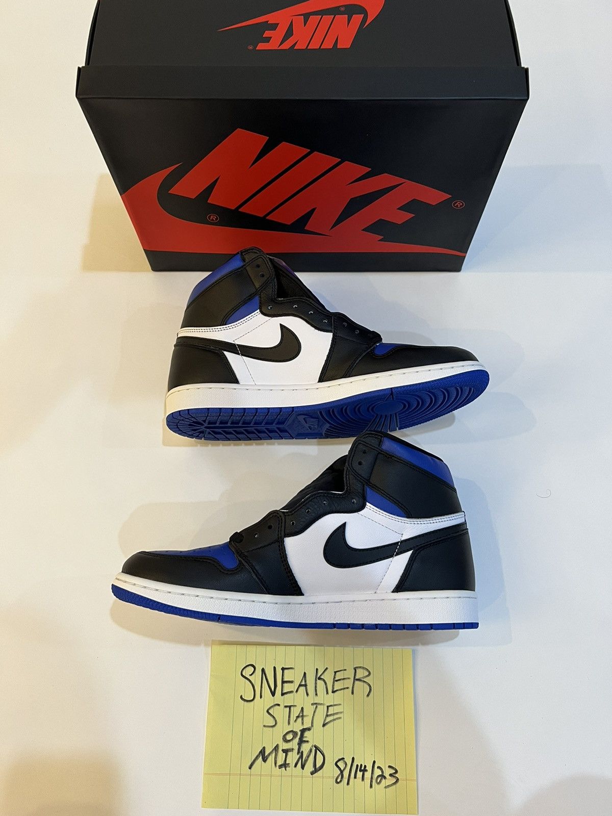 Jordan Brand × Nike BRAND NEW AIR JORDAN 1 RETRO HIGH OG “ROYAL TOE” SIZE: 8.5 Size US 8.5 / EU 41-42 - 3 Thumbnail