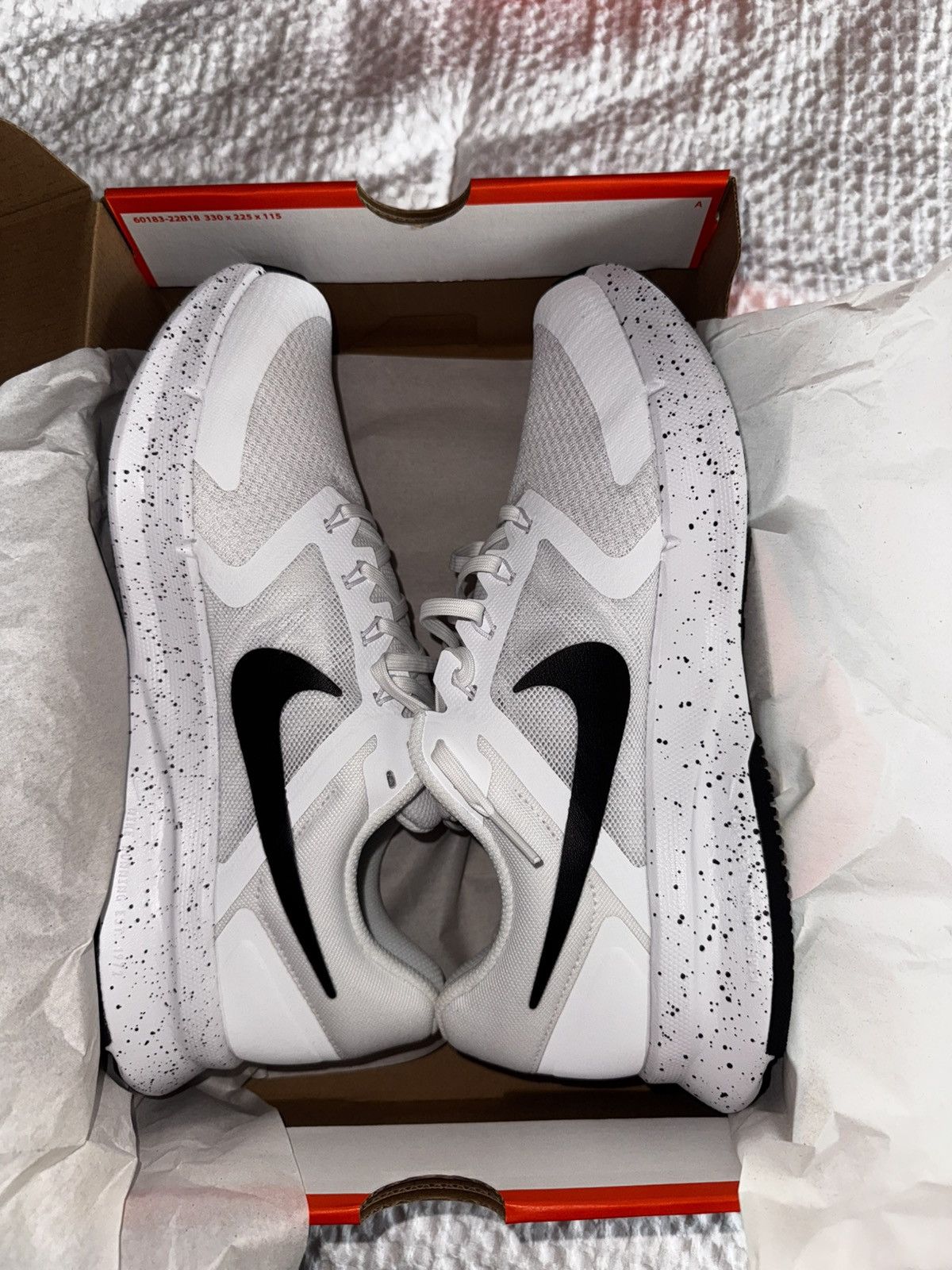 Nike Women’s 12 nike run swift 3 Size US 12 / IT 42 - 2 Thumbnail