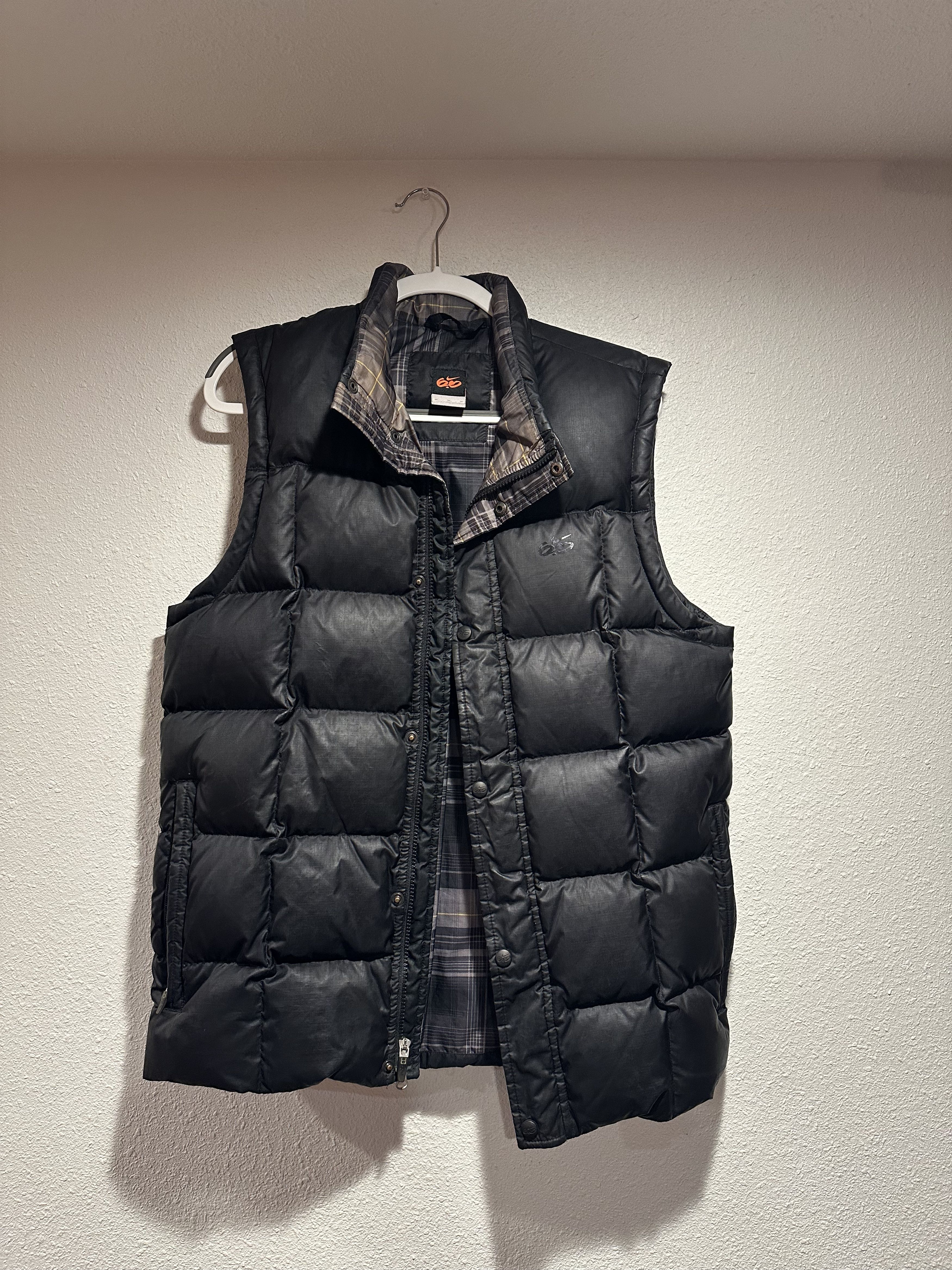 Nike Vintage Black Nike 6.0 Puffer vest Size US M / EU 48-50 / 2 - 1 Thumbnail