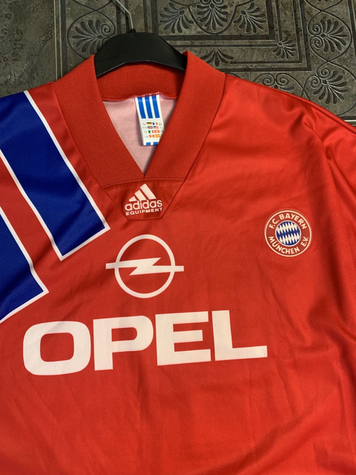 Adidas × Vintage Vintage Soccer jersey FC Bayern Munich 1991/1993 Home Size US L / EU 52-54 / 3 - 5 Thumbnail