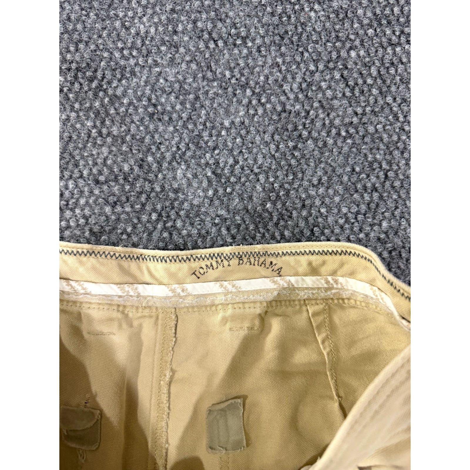 Tommy Bahama Tommy Bahama Pants Mens 32X30 Chino Flat Front Cargo Casual Beige Beige Pockets Modern 32 in Inseam Mens Regular Straight Cotton Size US 30 / EU 46 - 4 Thumbnail