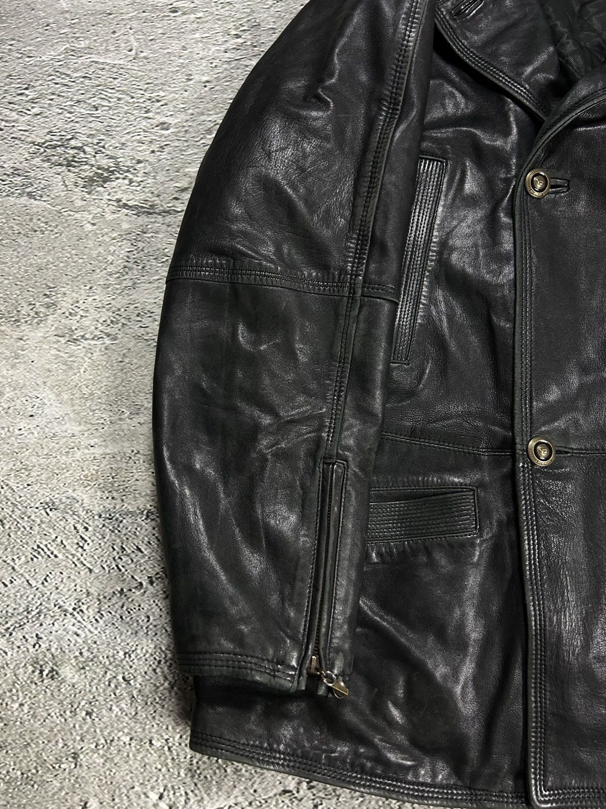 Versace Versace V2 leather coat jacket sherpa black 90s Size US XL / EU 56 / 4 - 12 Thumbnail