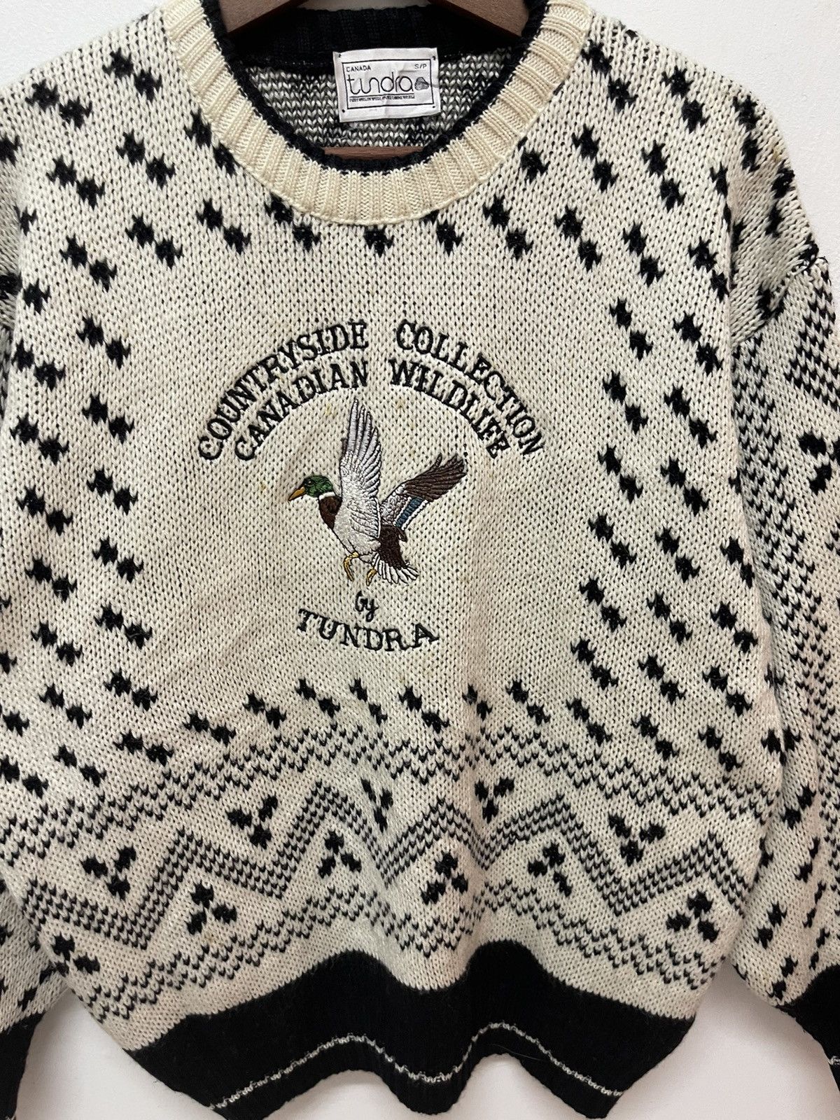 Tundra Canada Vintage TUNDRA CANADA KNITWEAR VIRGIN WOOL Size US M / EU 48-50 / 2 - 2 Thumbnail