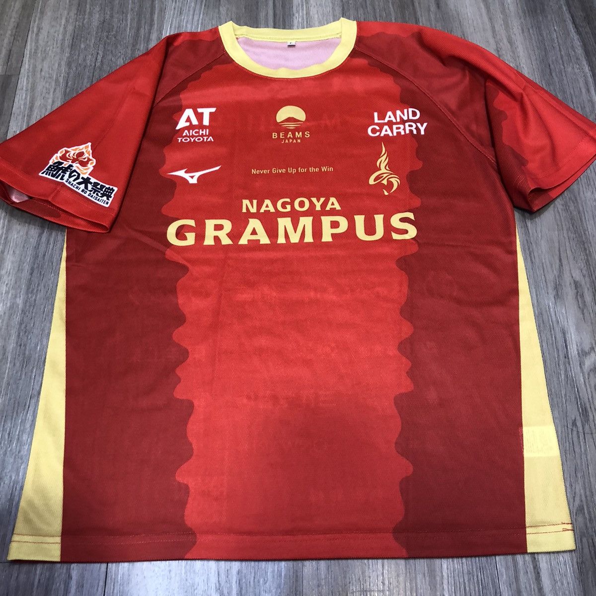 Mizuno Nagoya Grampus Eight 2024 supporter jersey Size US L / EU 52-54 / 3 - 1 Thumbnail