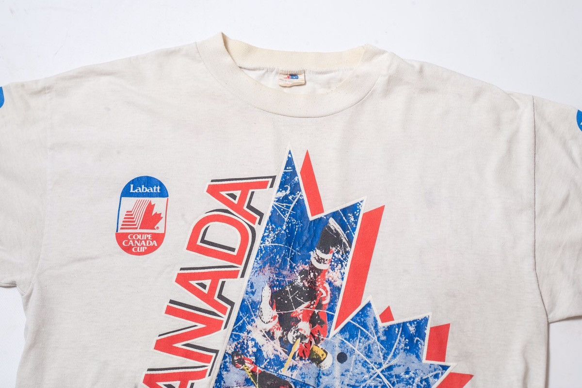 Vintage Vintage Canada Ice Hockey T-Shirt Mens One Size White 1991 Size US XL / EU 56 / 4 - 3 Thumbnail
