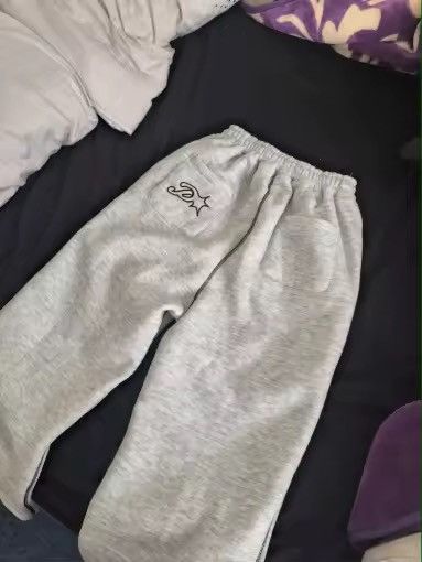 Japanese Brand Letter Embroidery Baggy Sweatpants Men Size US 30 / EU 46 - 4 Thumbnail