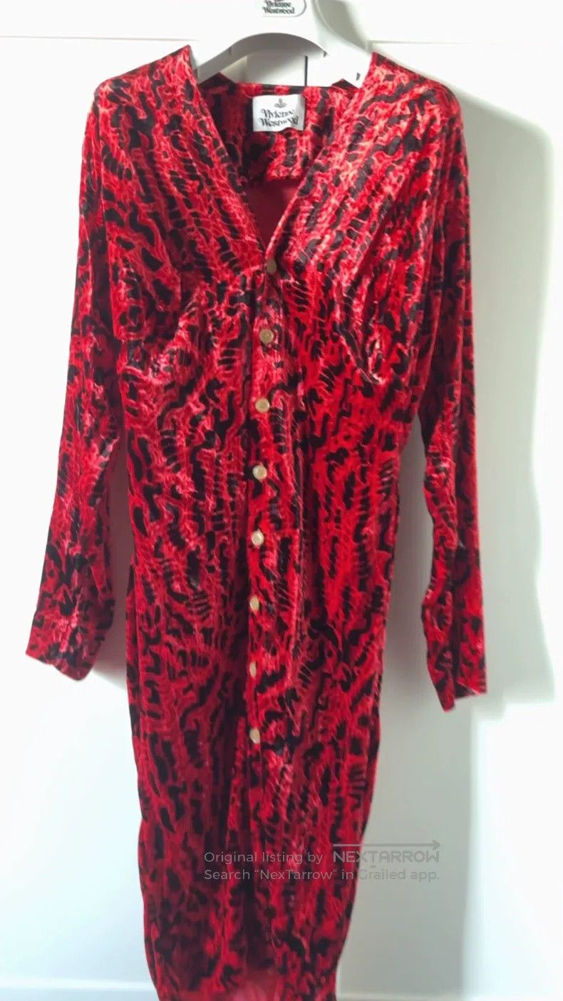 Vivienne Westwood Vivienne Westwood Burgundy velvet bow tie velvet print asy Size S / US 4 / IT 40 - 1 Thumbnail