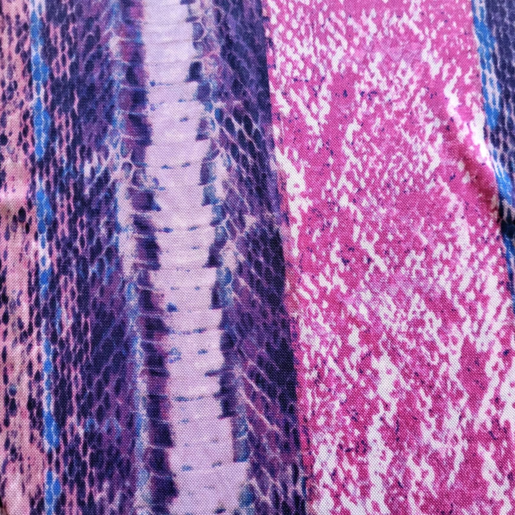Vintage LOGO by Lori Goldstein Shirt Womens Medium Pink Purple Snakeskin Sheer Glam Blouse Size M / US 6-8 / IT 42-44 - 7 Thumbnail