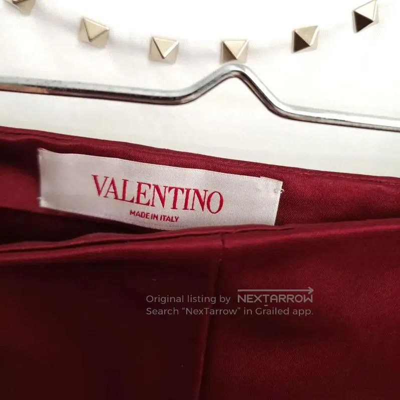 Valentino Valentino Burgundy Silk Summer Shorts for Women . Size 26" / US 2 / IT 38 - 4 Thumbnail