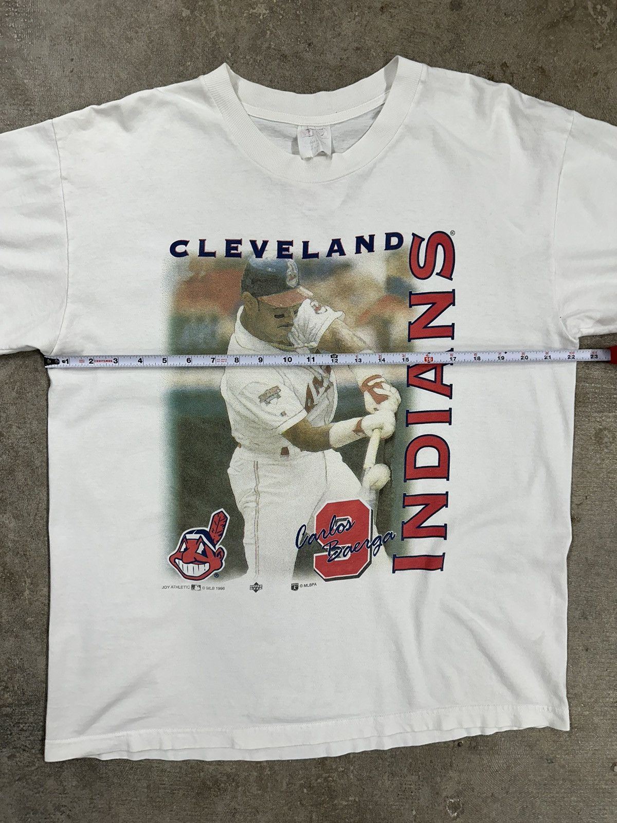 MLB Vintage 90s Carlos Baerga Cleveland Indians Player T-Shirt Size US L / EU 52-54 / 3 - 13 Thumbnail