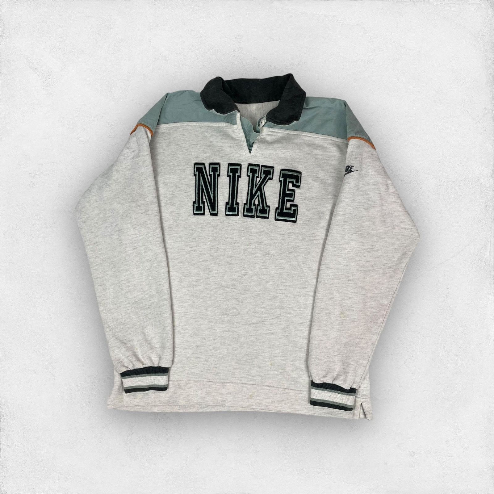Nike × Vintage Vintage Nike Men Gray Swoosh Collared Long Sleeve Polo Shirt Size US L / EU 52-54 / 3 - 1 Thumbnail