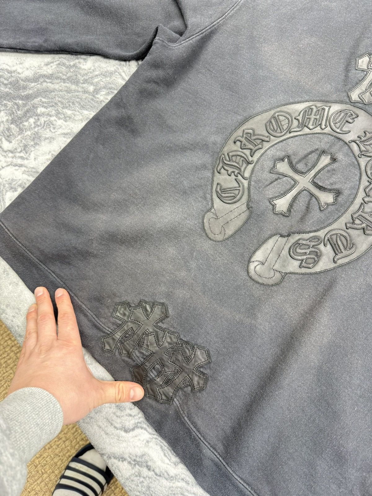 Chrome Hearts Chrome hearts Hoodie Dagger Leather Patch Horseshoe Spellout Size US L / EU 52-54 / 3 - 19 Thumbnail