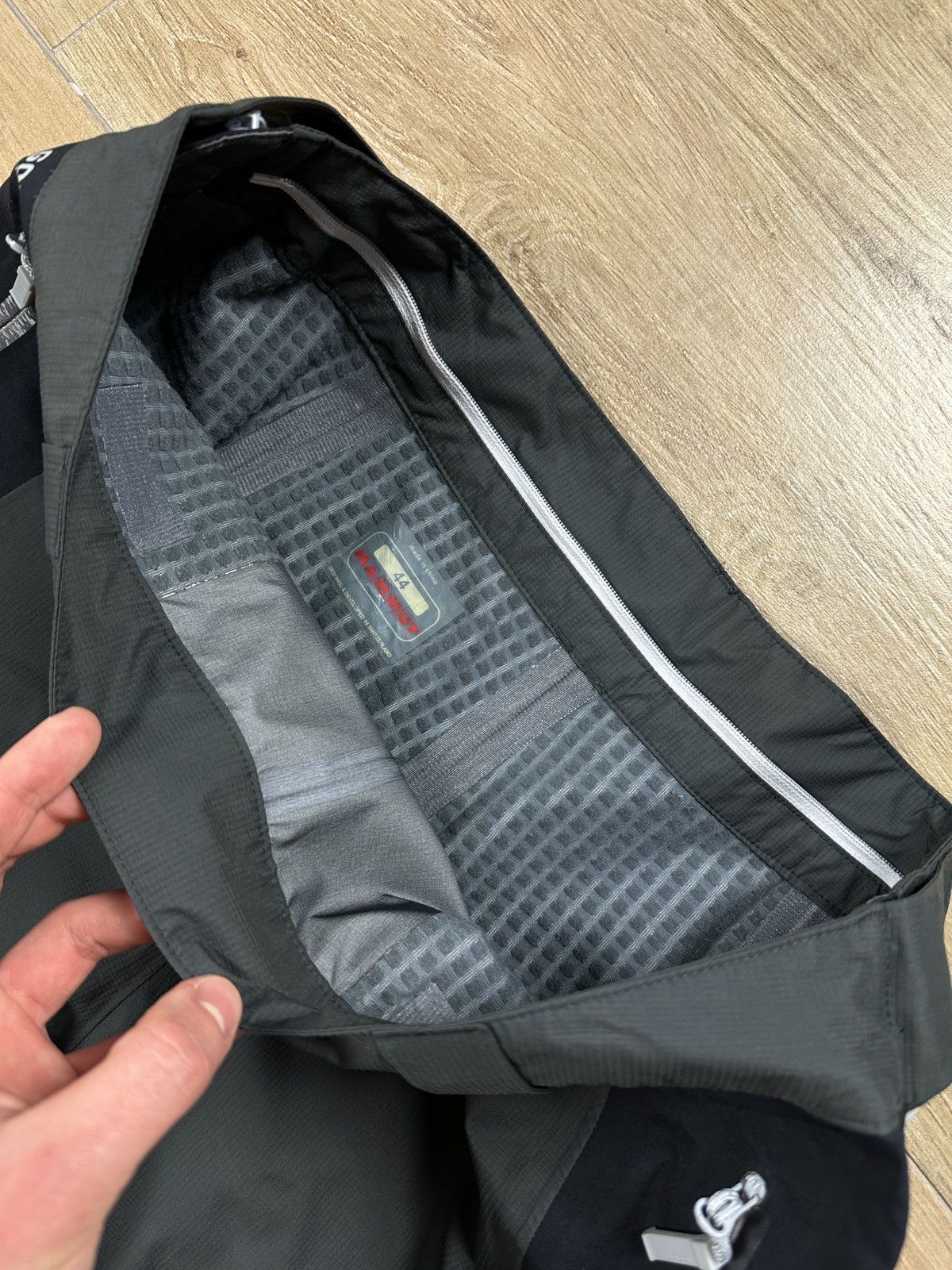 Mammut × Vintage Vintage Mammut Gore-Tex SoftShell Hiking Outdoor Ski Pants W Size 38" / US 16 / IT 52 - 18 Thumbnail