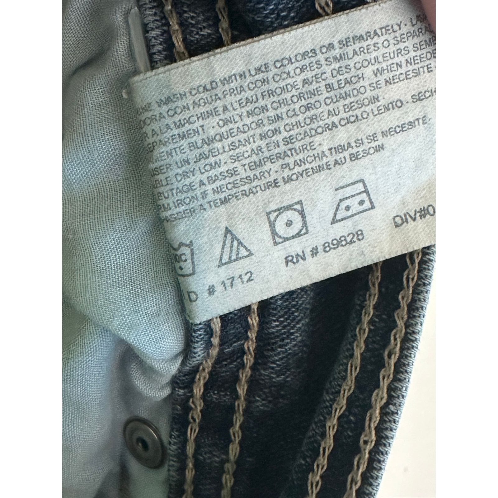 Gloria Vanderbilt Gloria Vanderbilt blue cuffed mom jeans size 6 Size 28" / US 6 / IT 42 - 4 Thumbnail