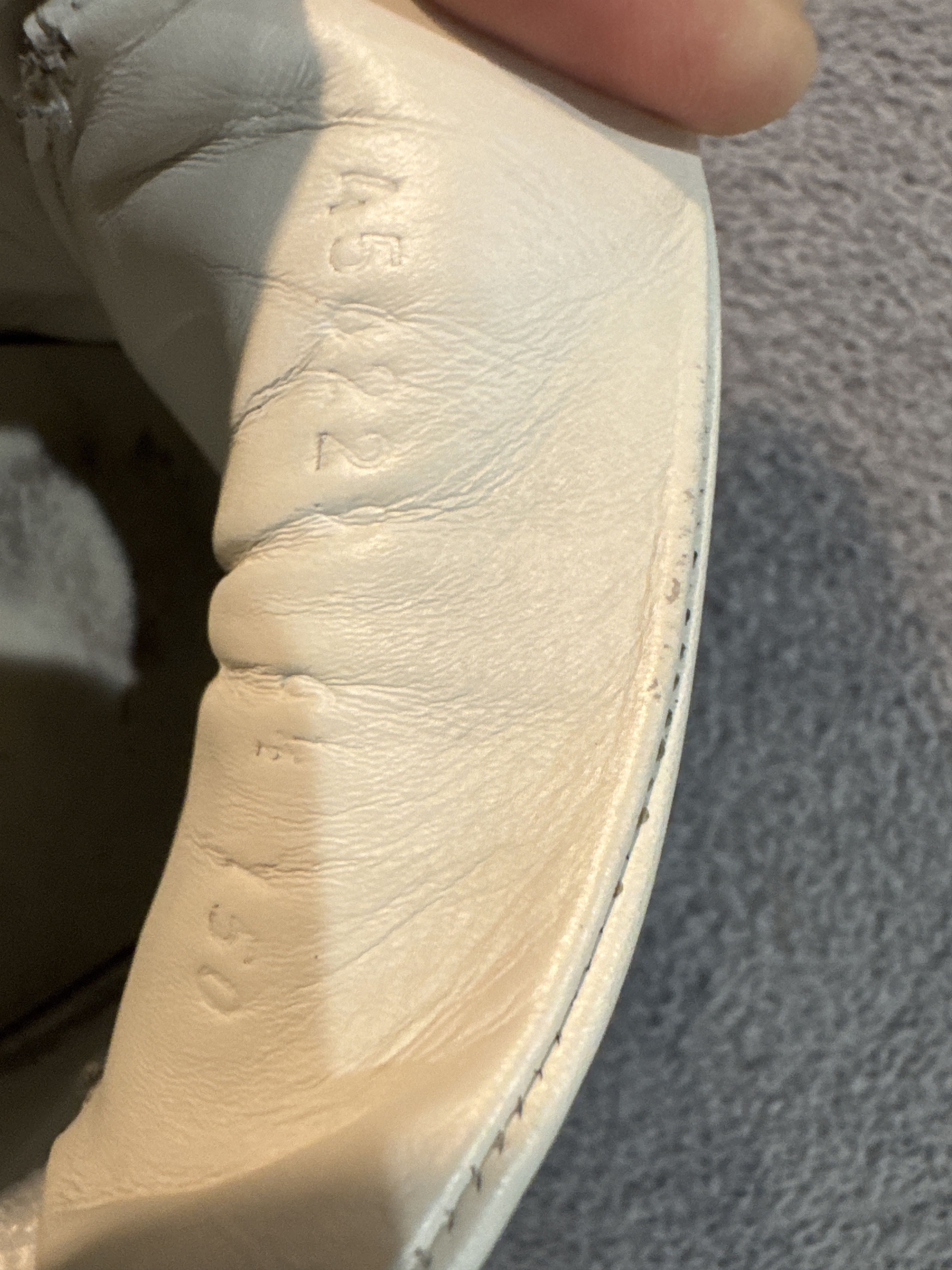 Gucci Gucci Ace Tiger Heel Sneakers – White – Size EU 45 Size US 6.5 / EU 39-40 - 8 Thumbnail