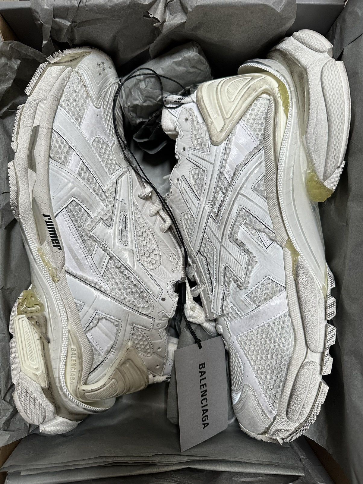 Balenciaga Balenciaga Runner White Made In Italy Size US 14 / EU 47 - 1 Thumbnail