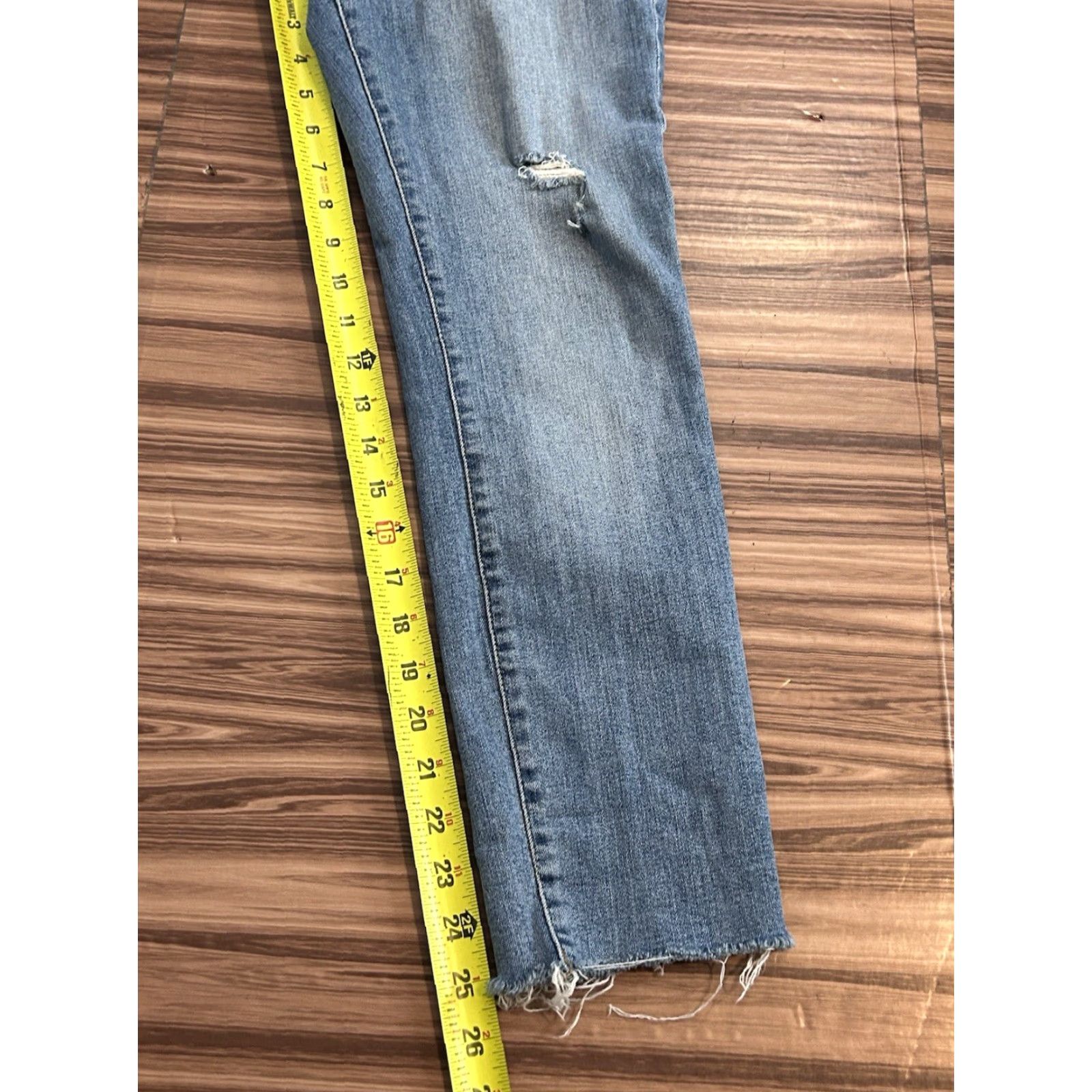 Lucky Brand Lucky Brand Lolita super Skinny Jeans Women's Blue Denim size 6/28, 5-Pocket Design, Zip Closure, Stretch, Medium Wash, Vintage Size 28" / US 6 / IT 42 - 3 Thumbnail