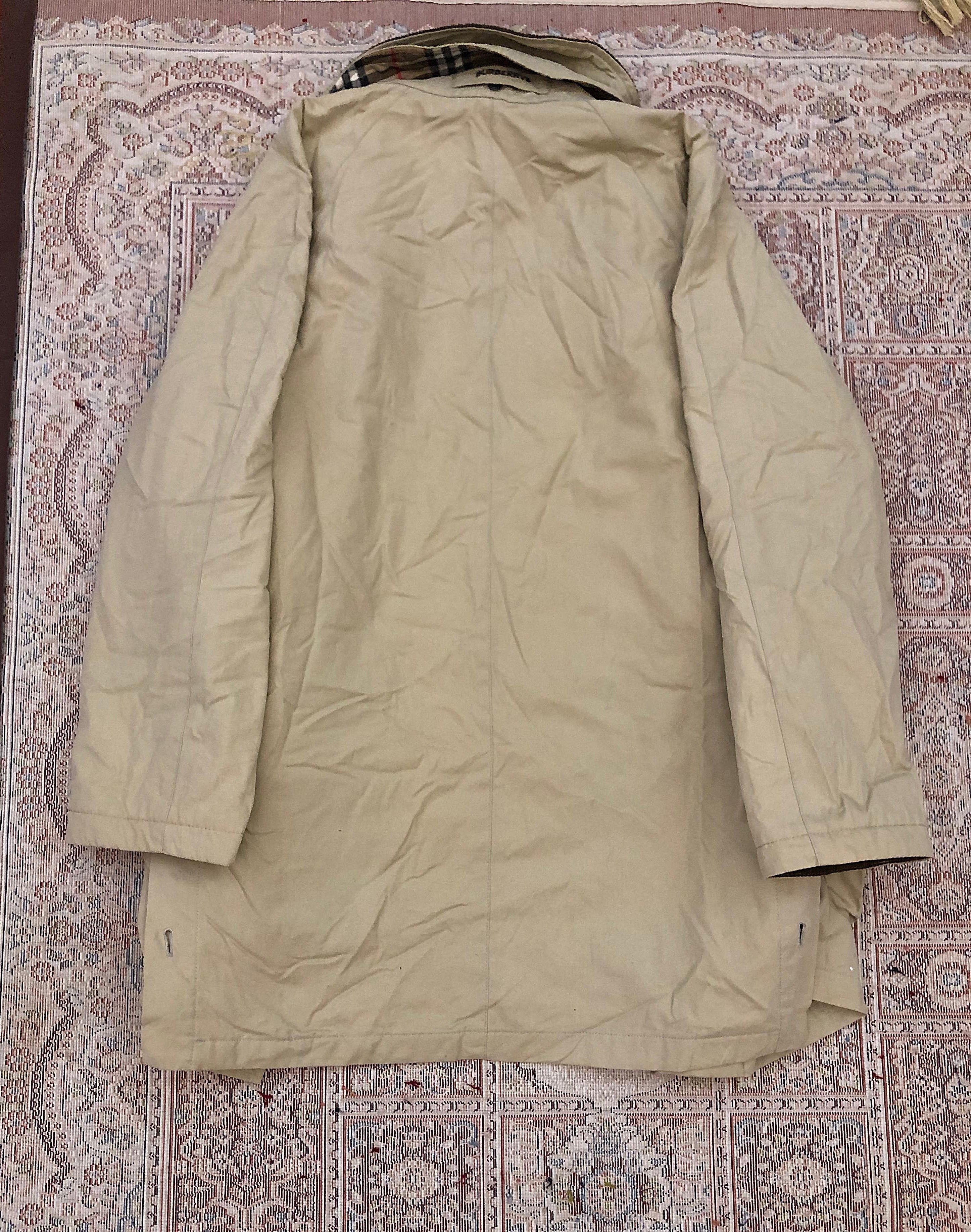 Burberry Vintage Burberry Trench Coat Medium 90s Nova Check Beige Size US L / EU 52-54 / 3 - 3 Thumbnail