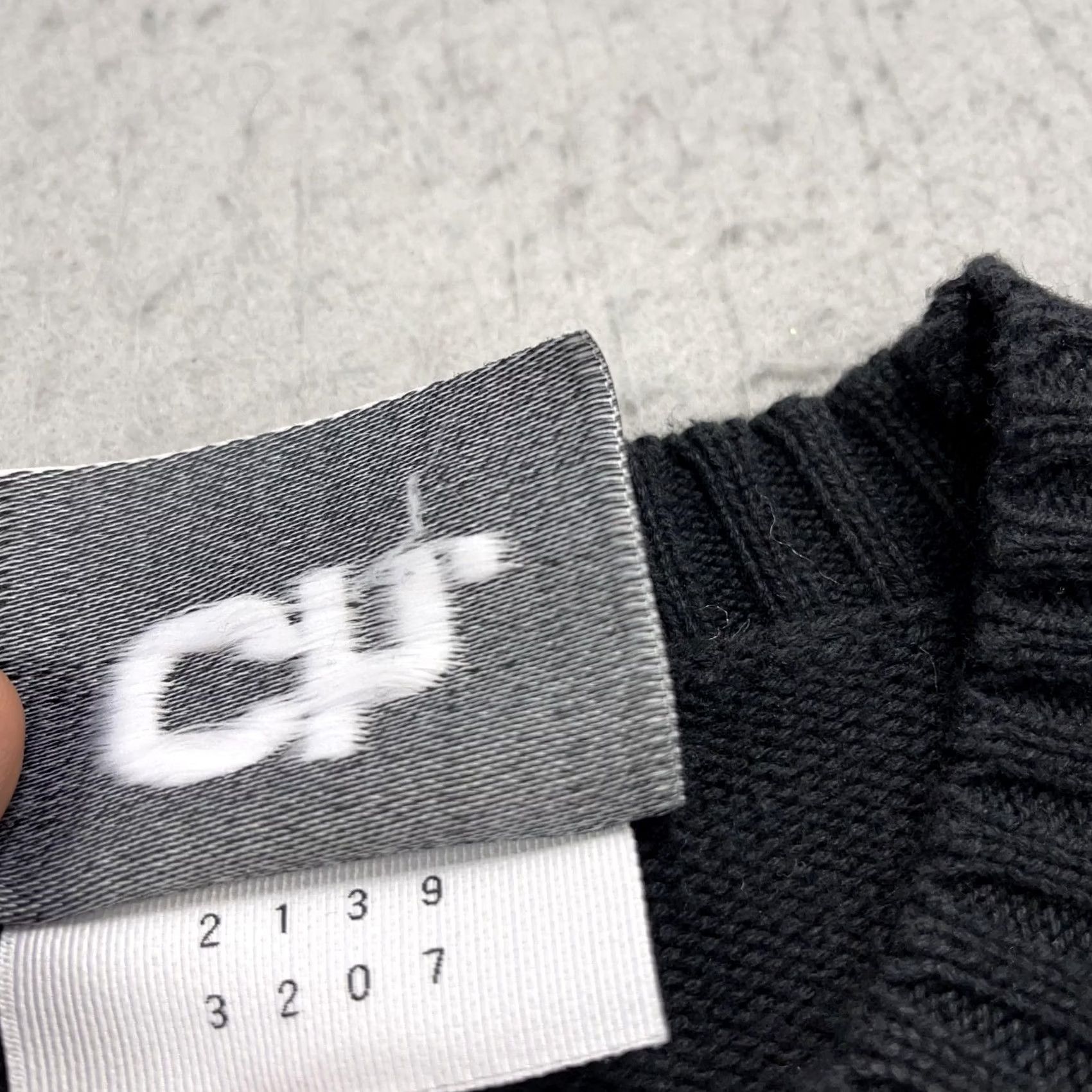 Vintage Ch Sweater Mens Large Black Textured Panel Crewneck Pullover Knit Boucle Size US L / EU 52-54 / 3 - 5 Thumbnail